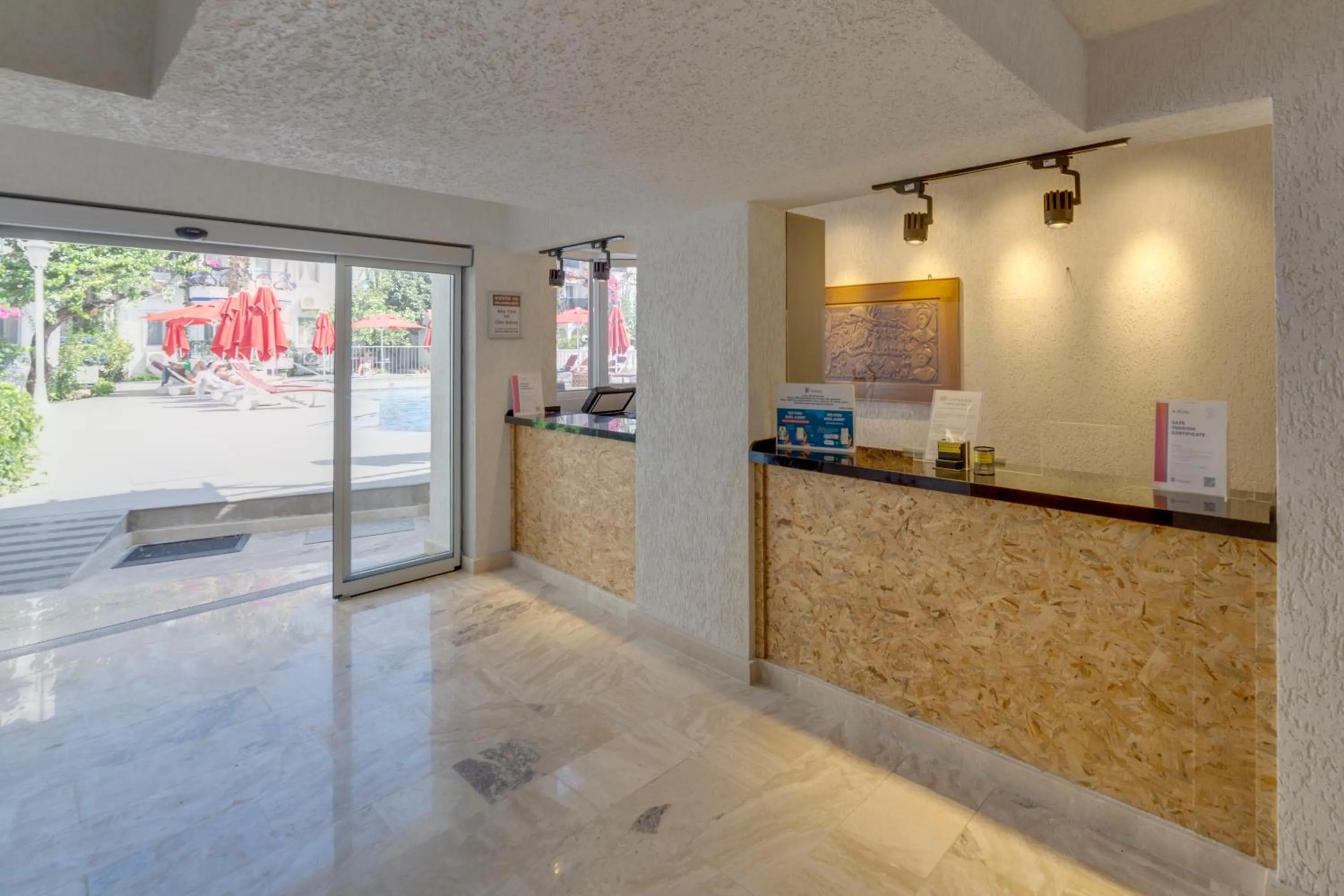 Lobby or reception in Serhan Hotel