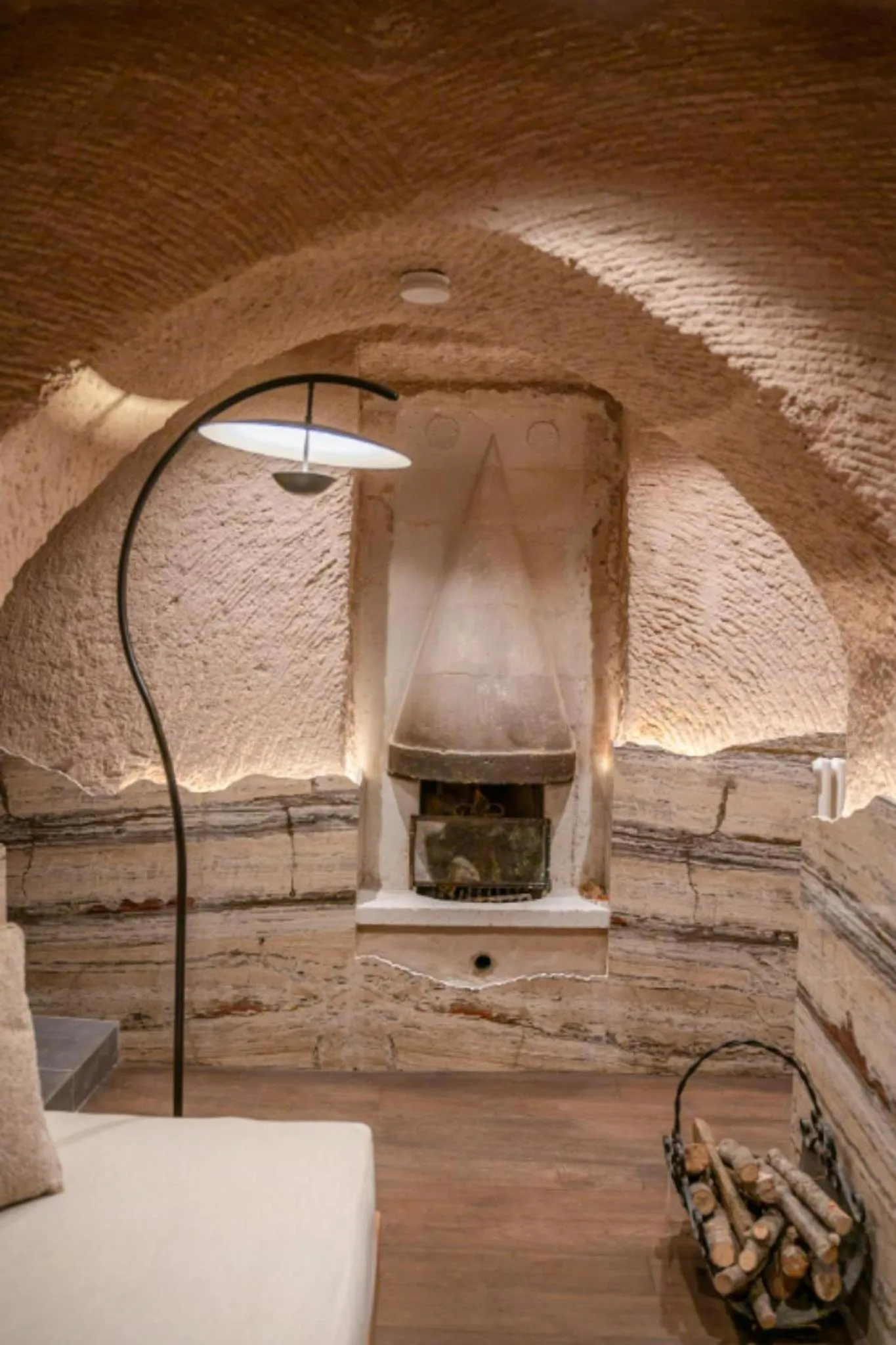 Photo of the whole room in Taskonaklar