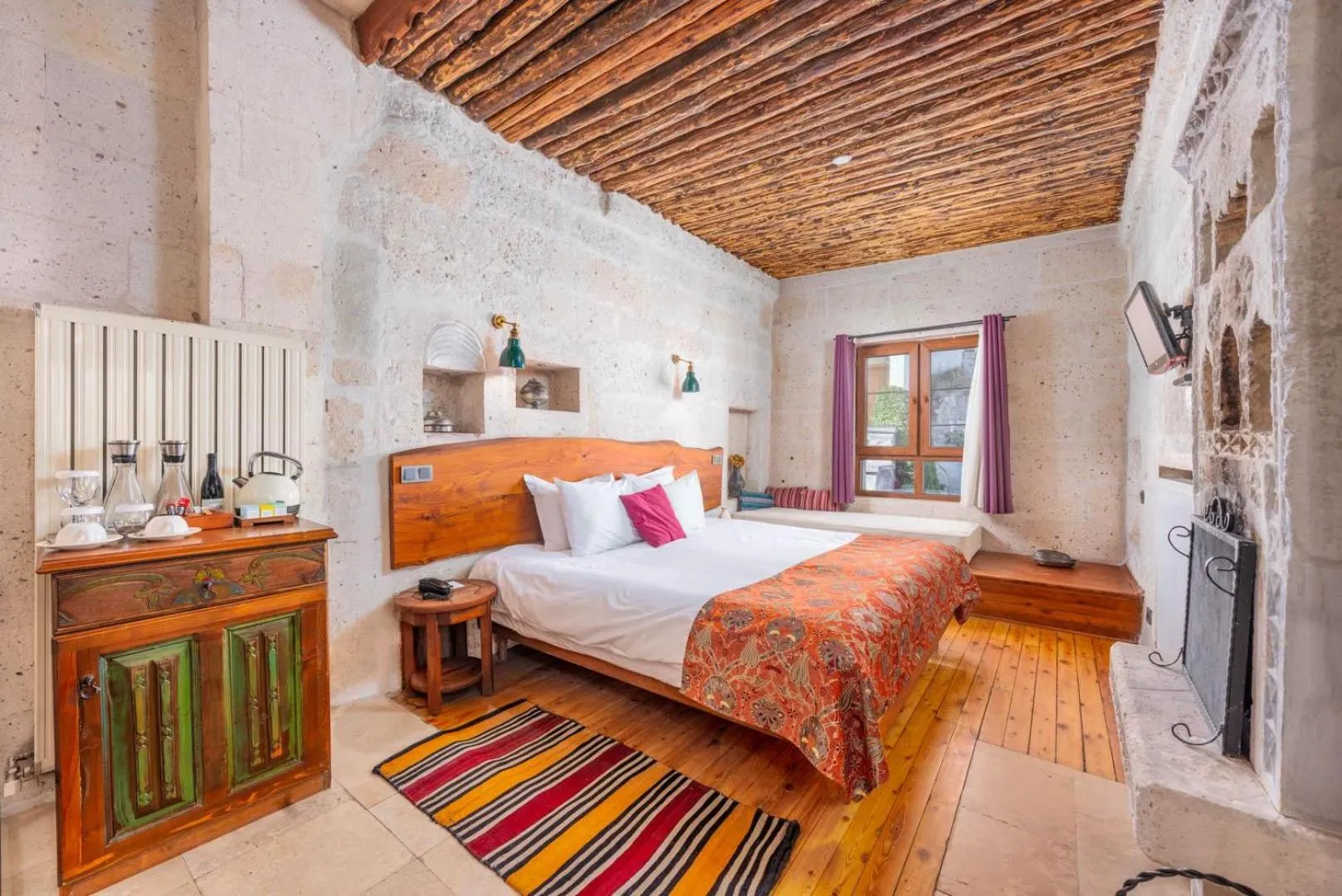 Photo of the whole room, Bed in Taskonaklar