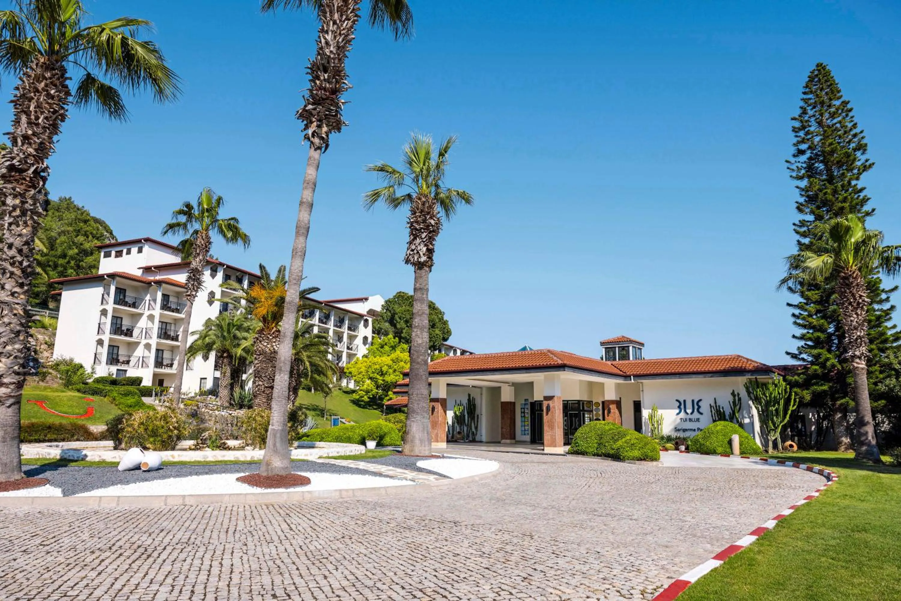 Property building in TUI BLUE Sarigerme Park