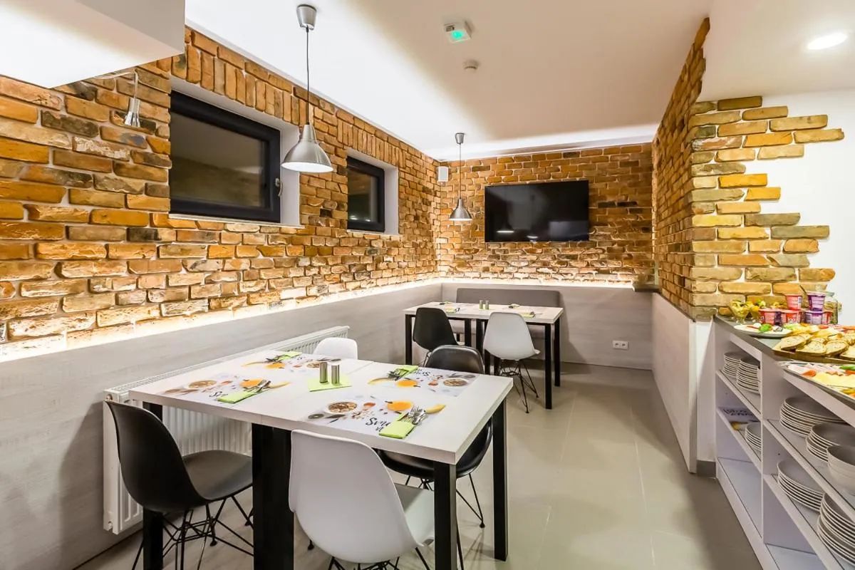 Lounge or bar in Meet Poznań Hotel