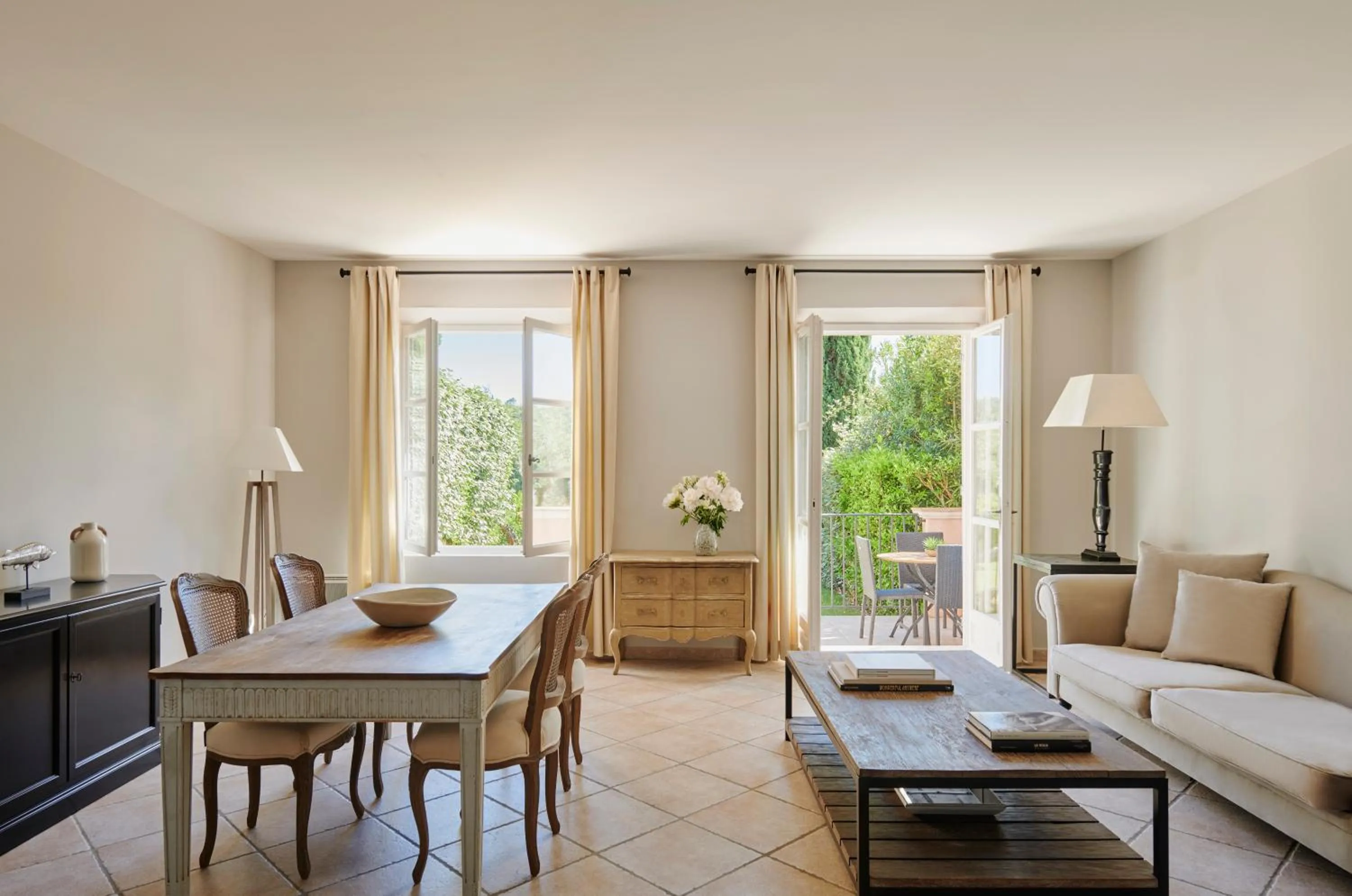 Living room in Saint-Tropez Golf Residences