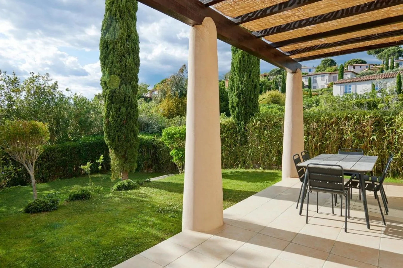 Patio in Saint-Tropez Golf Residences