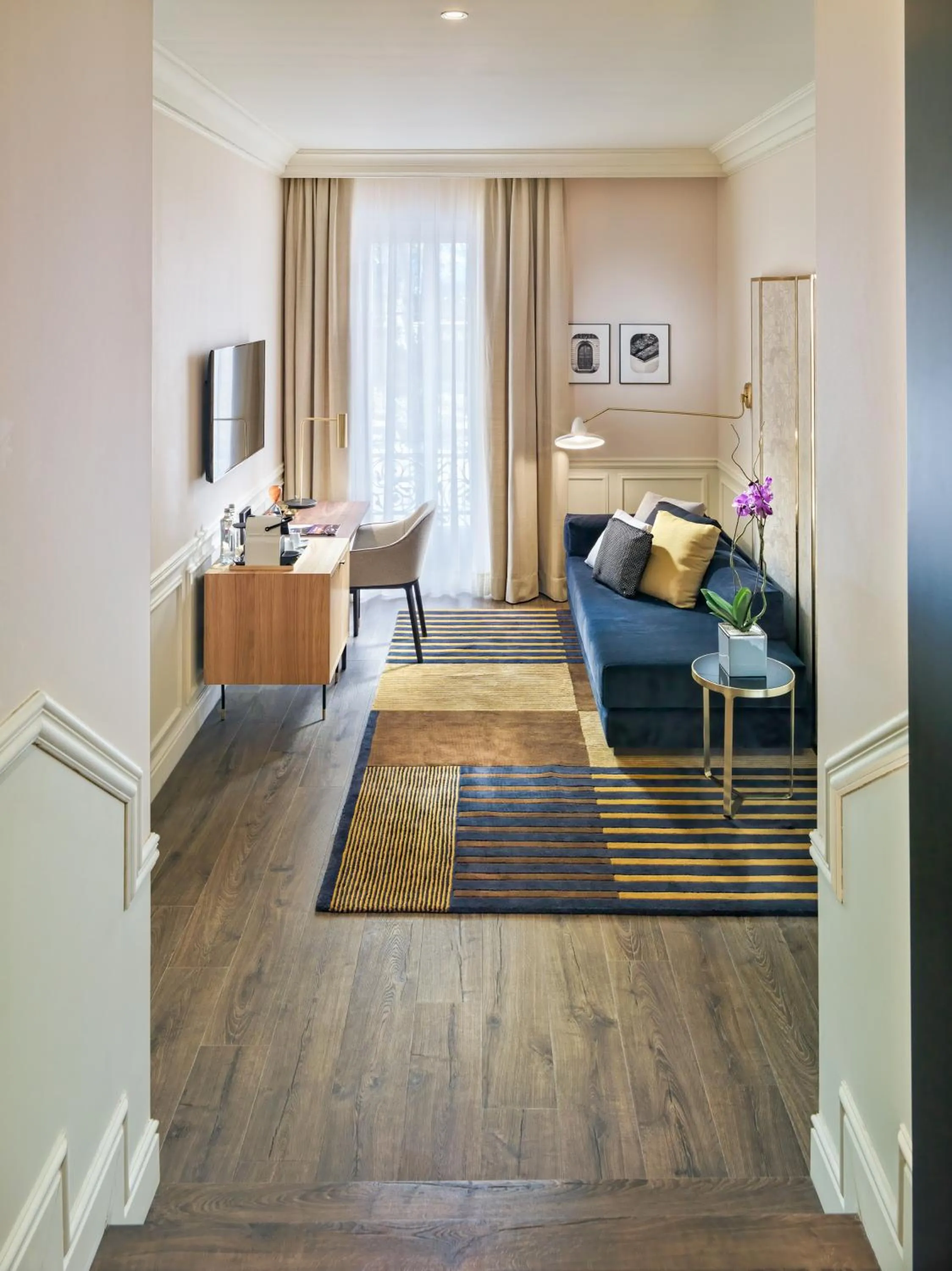 Seating area, Bed in H10 Casa Mimosa 4* Sup