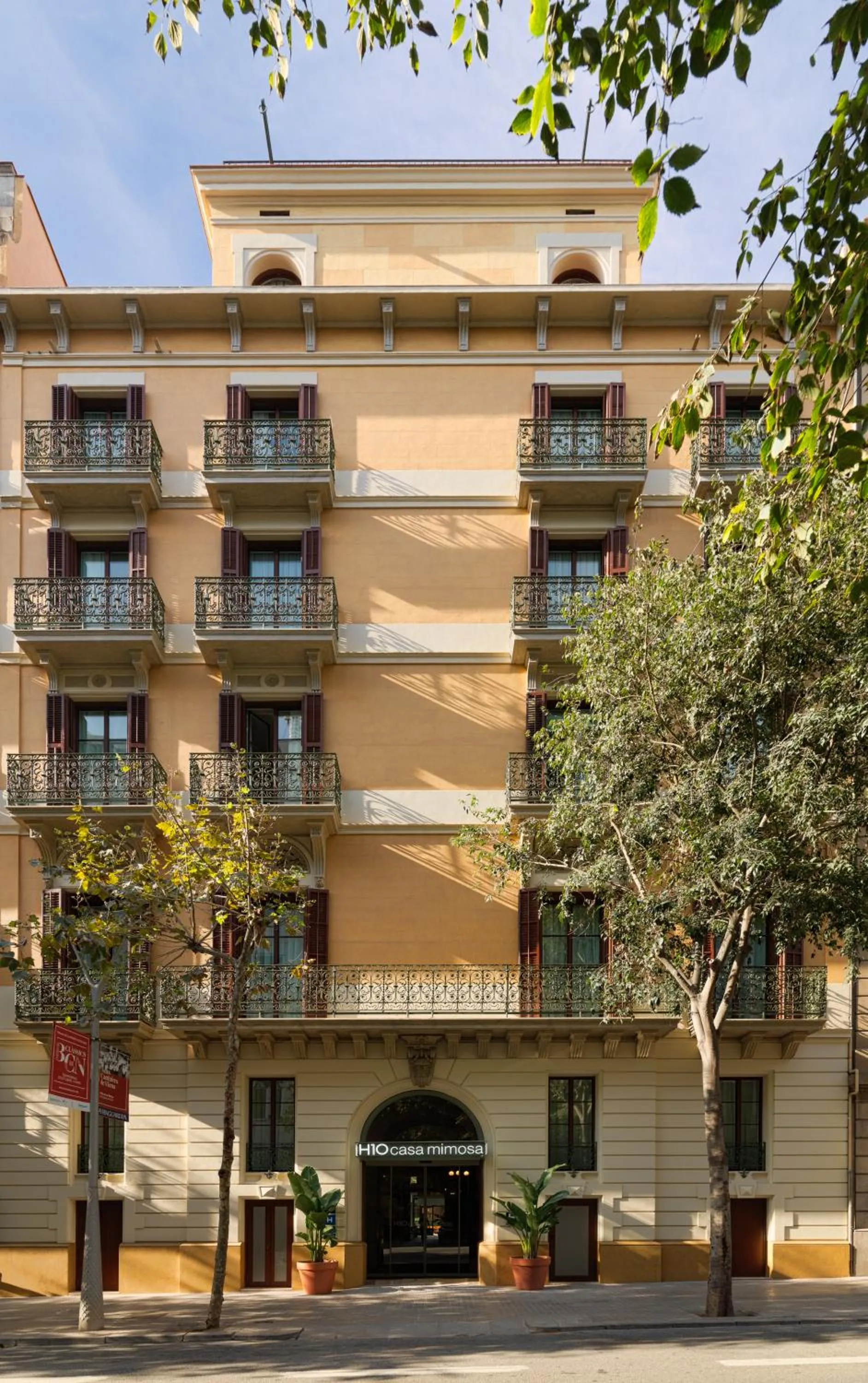 Property building in H10 Casa Mimosa 4* Sup