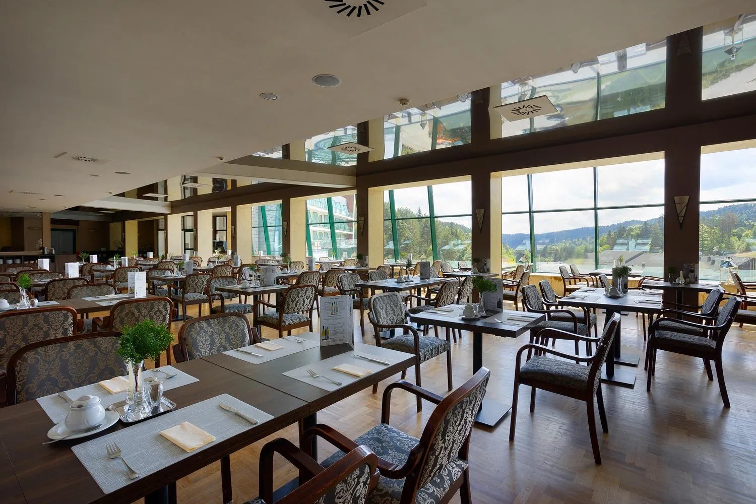 Restaurant/places to eat in Hotel Pegaz
