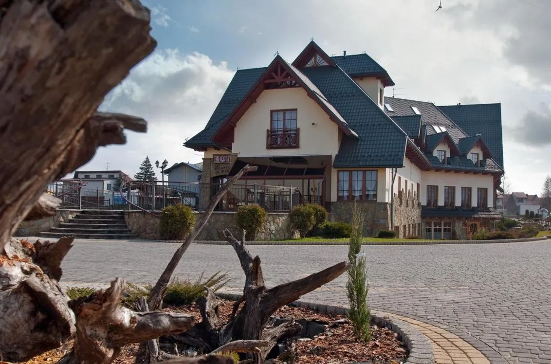 Facade/entrance in Skalny Dworek