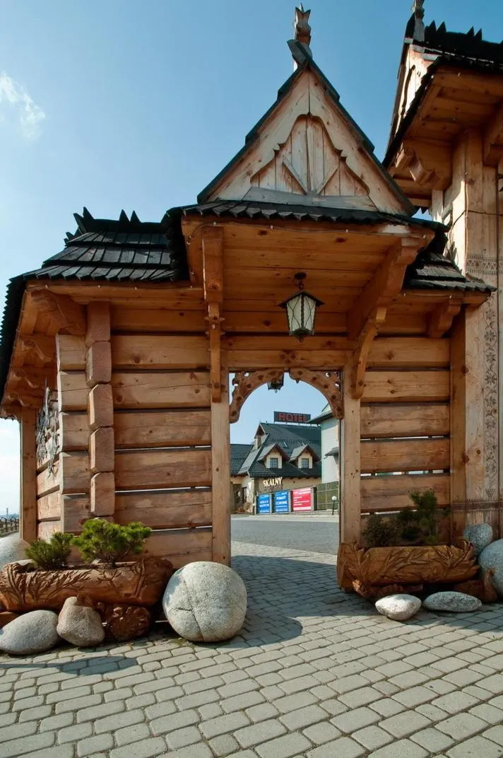 Area and facilities in Skalny Dworek