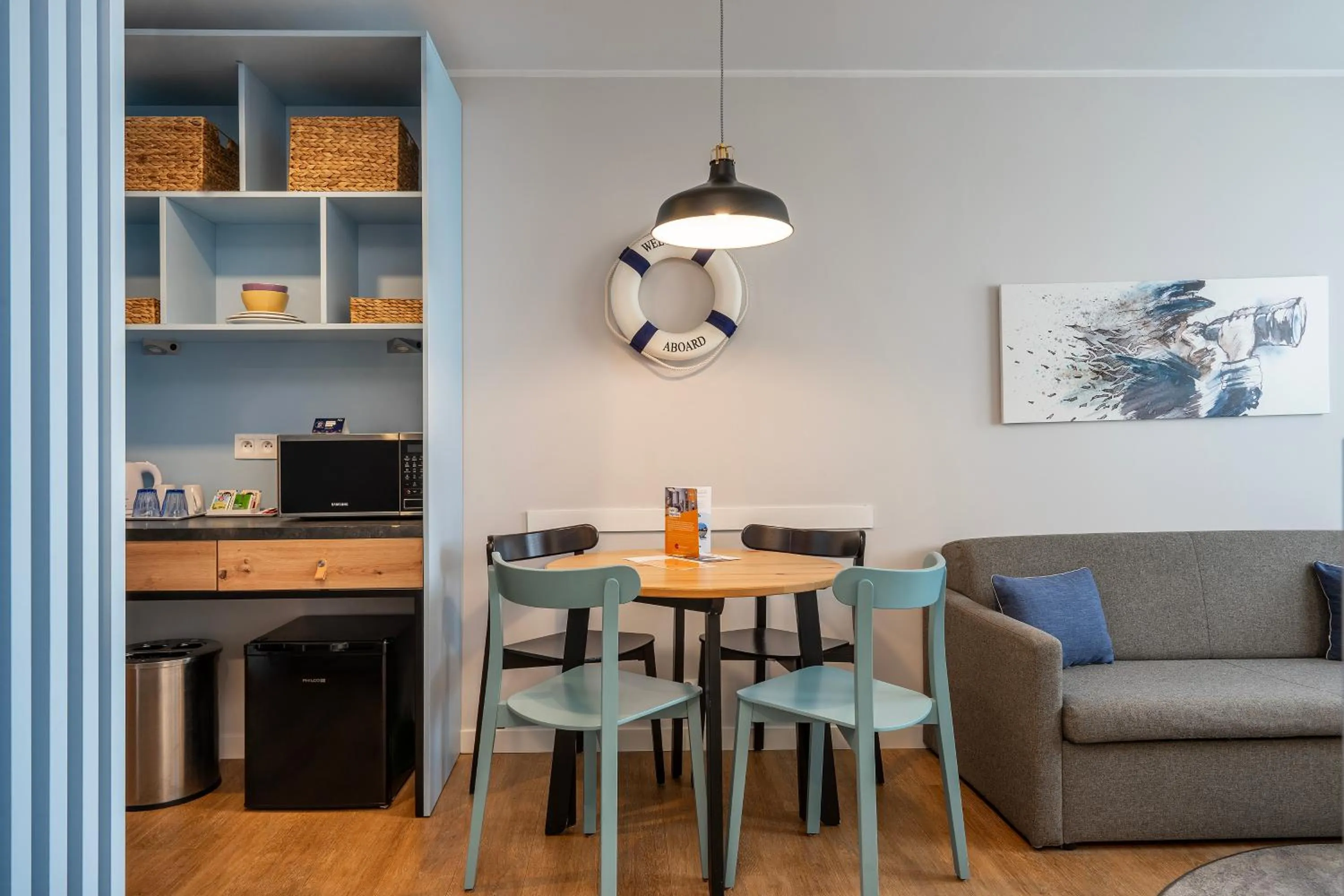 Coffee/tea facilities in Halo Hel