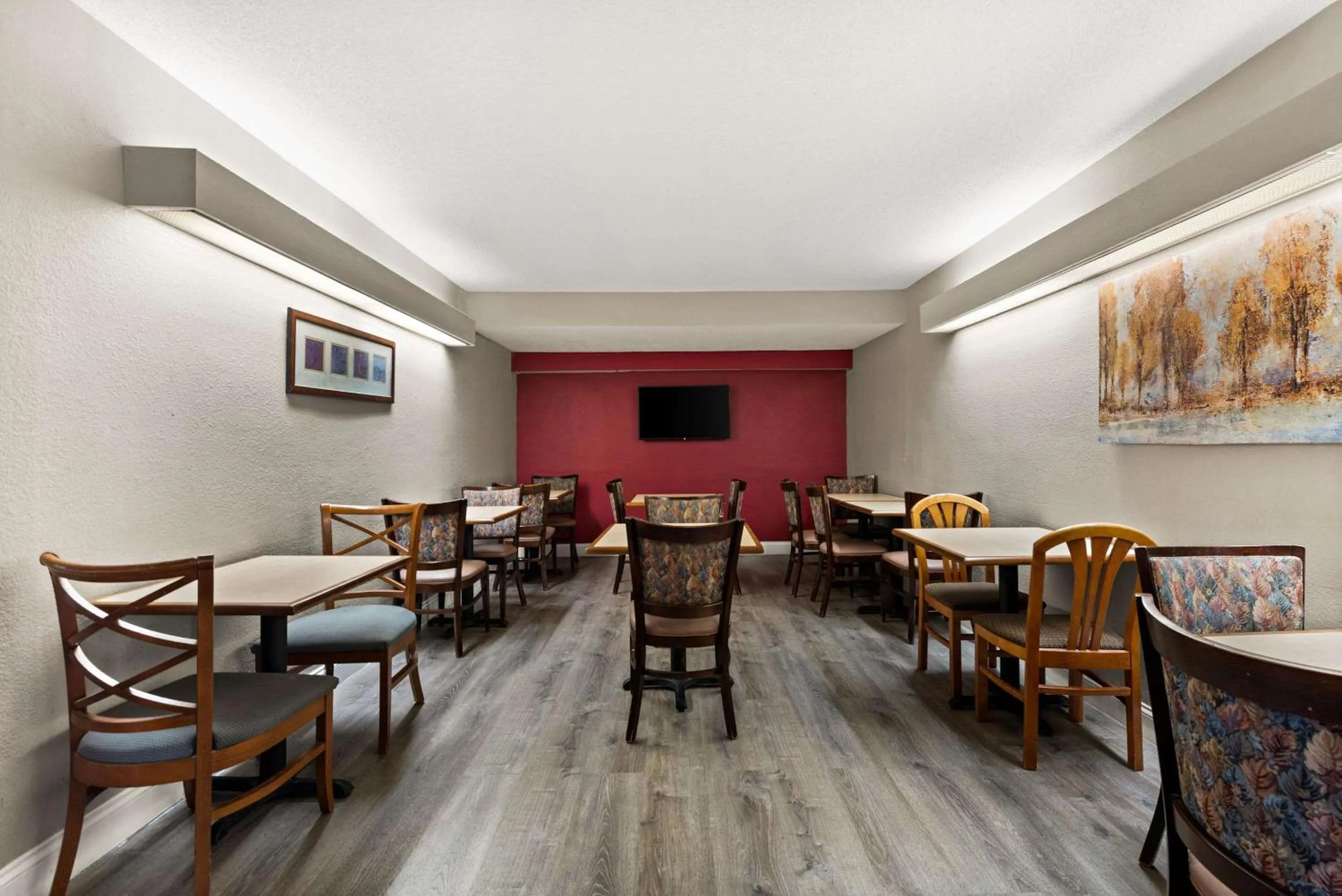 Breakfast in Rodeway Inn Richmond