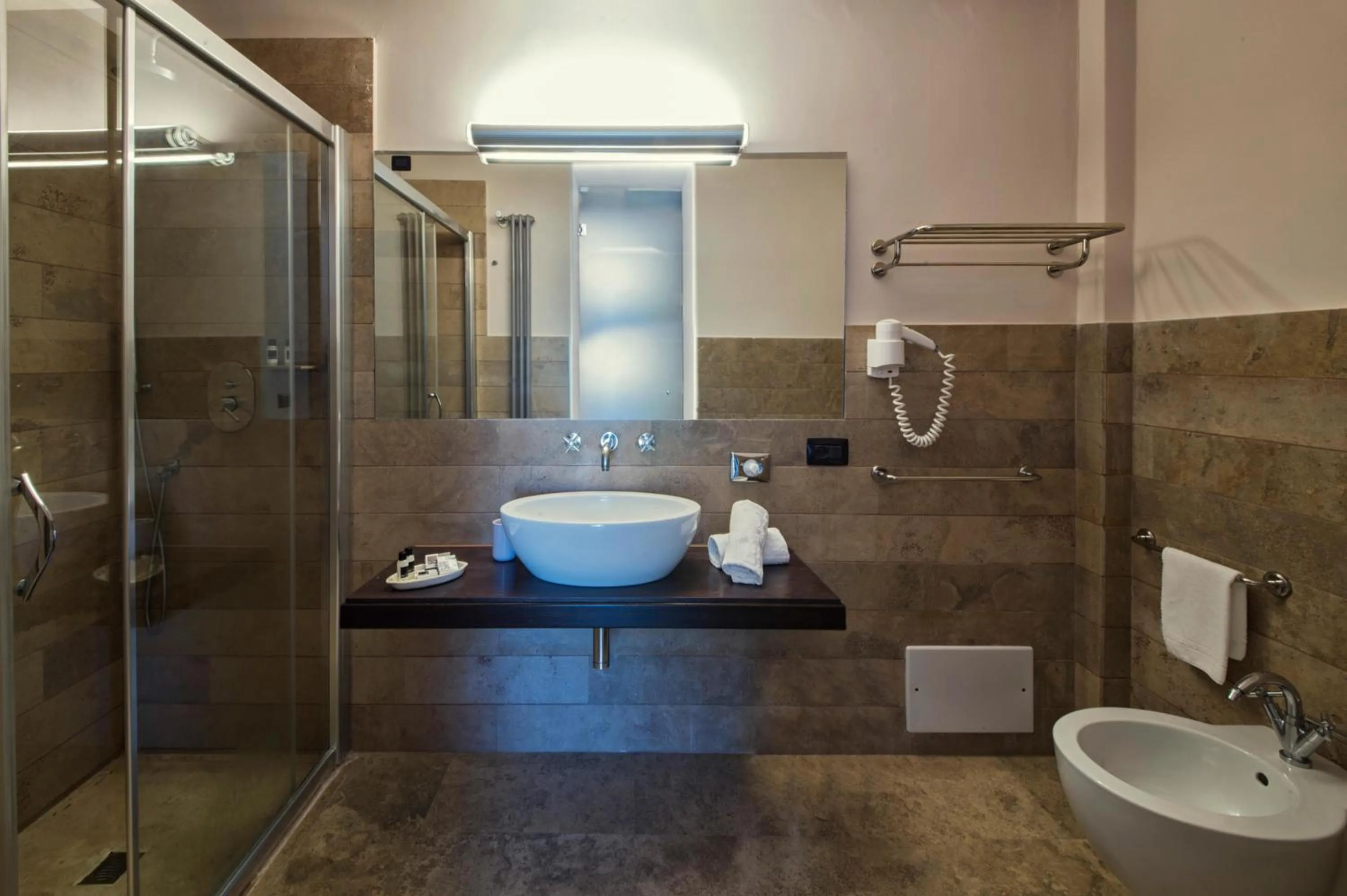 Bathroom in Basiliani - CDSHotels