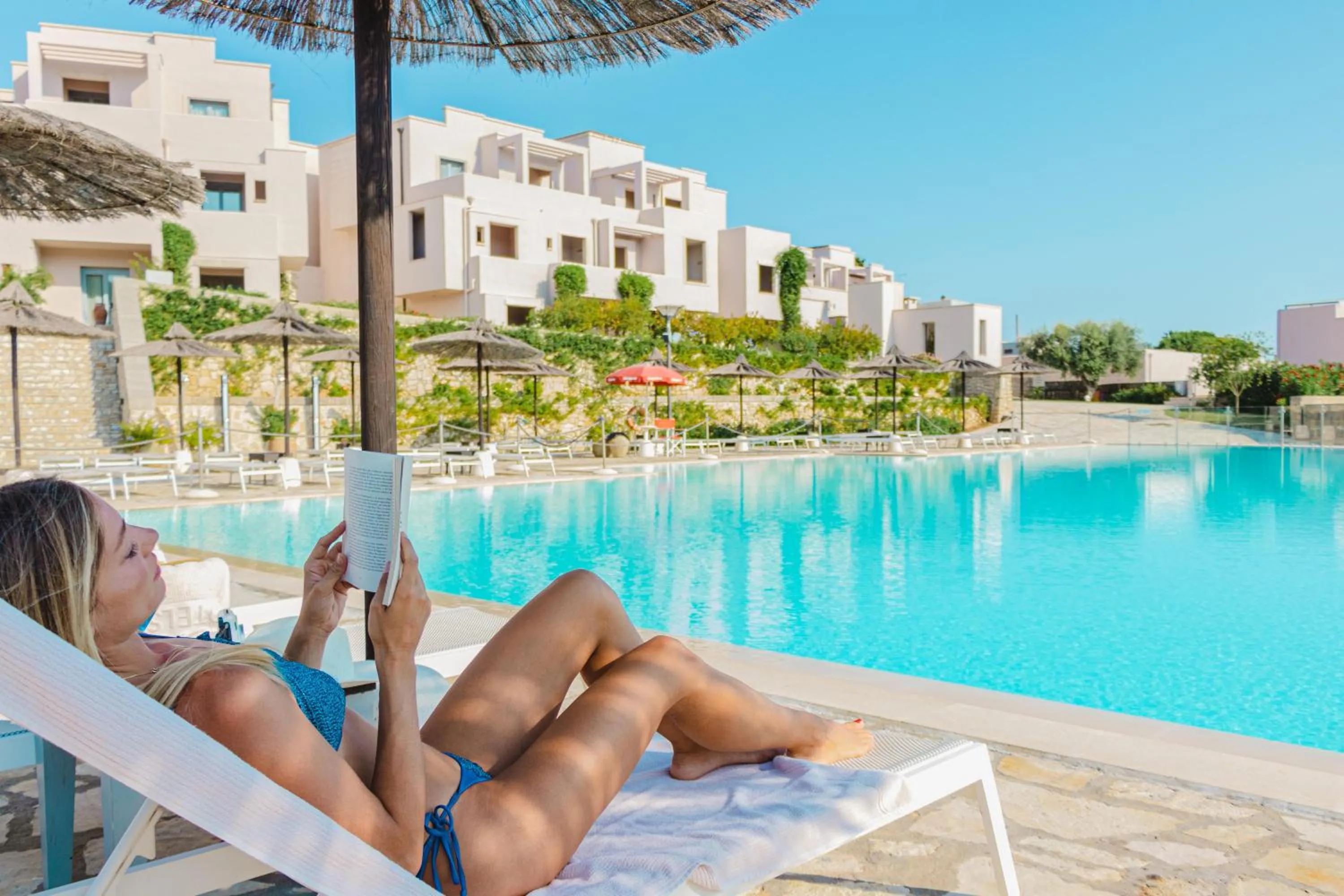 Swimming pool in Basiliani - CDSHotels