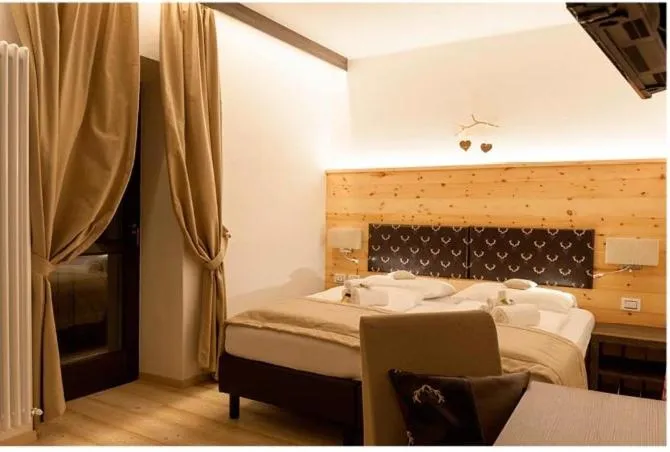 Bed in Hotel Alla Rocca