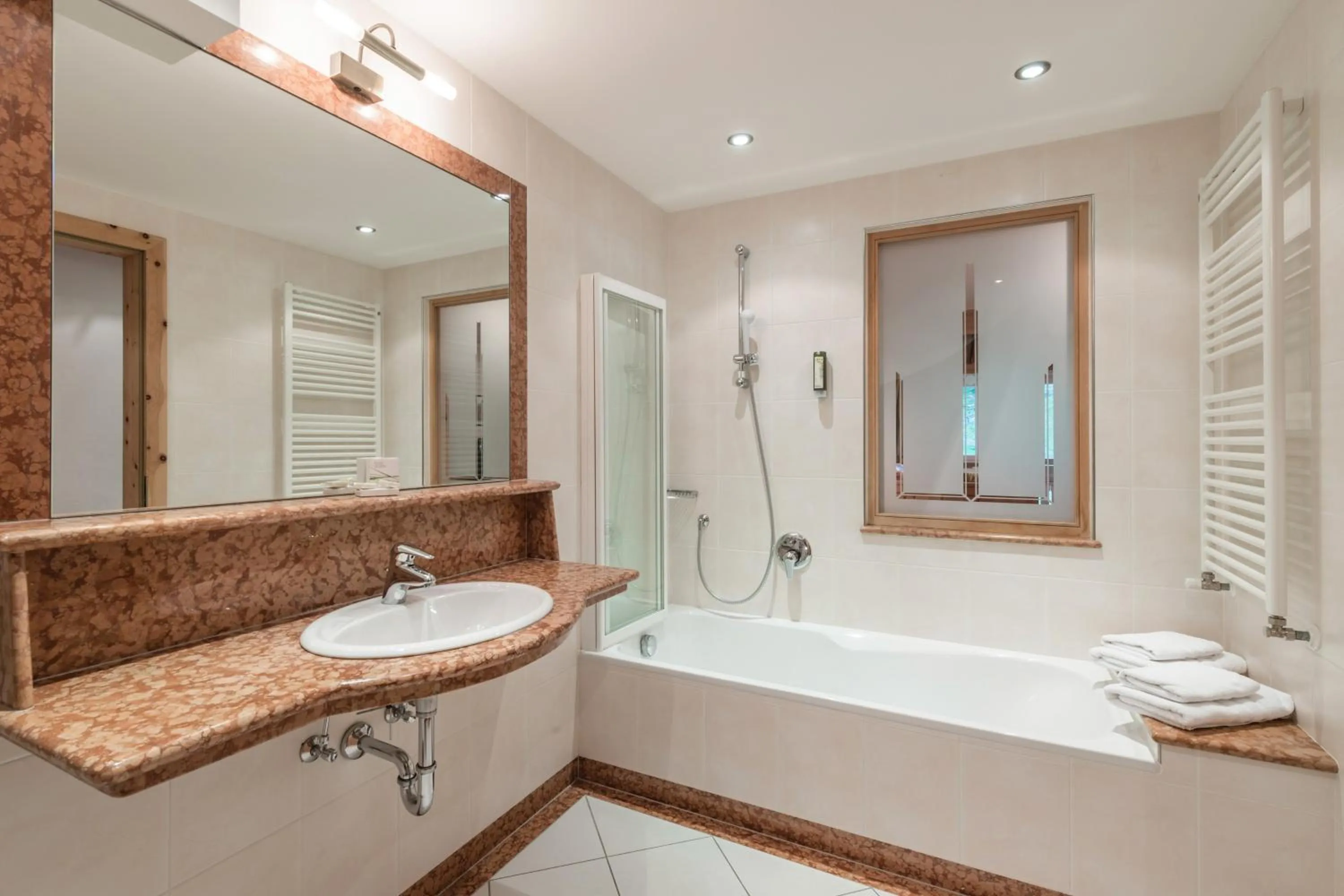 Bathroom in MyPARADIES