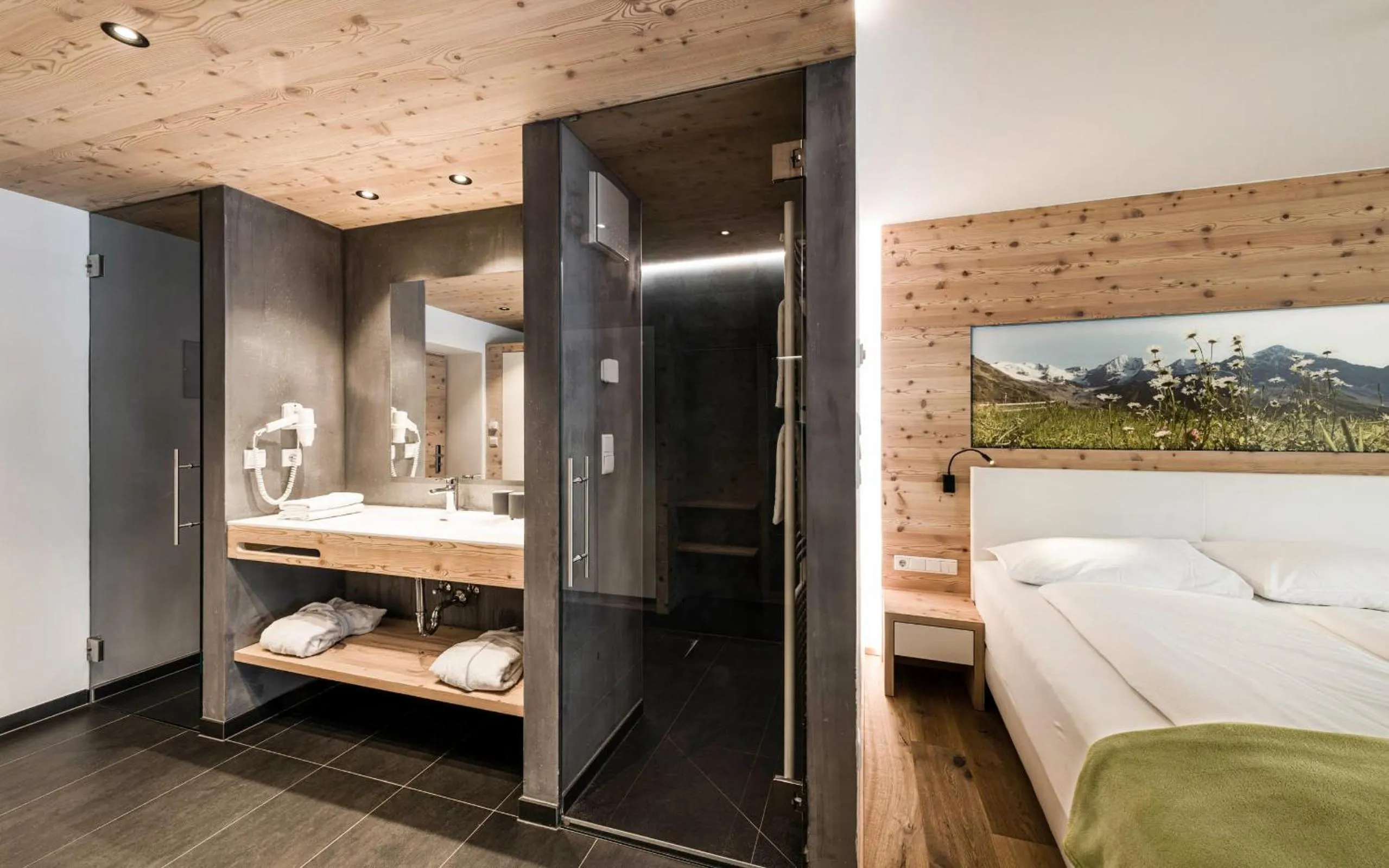 Bathroom, Bed in MyPARADIES