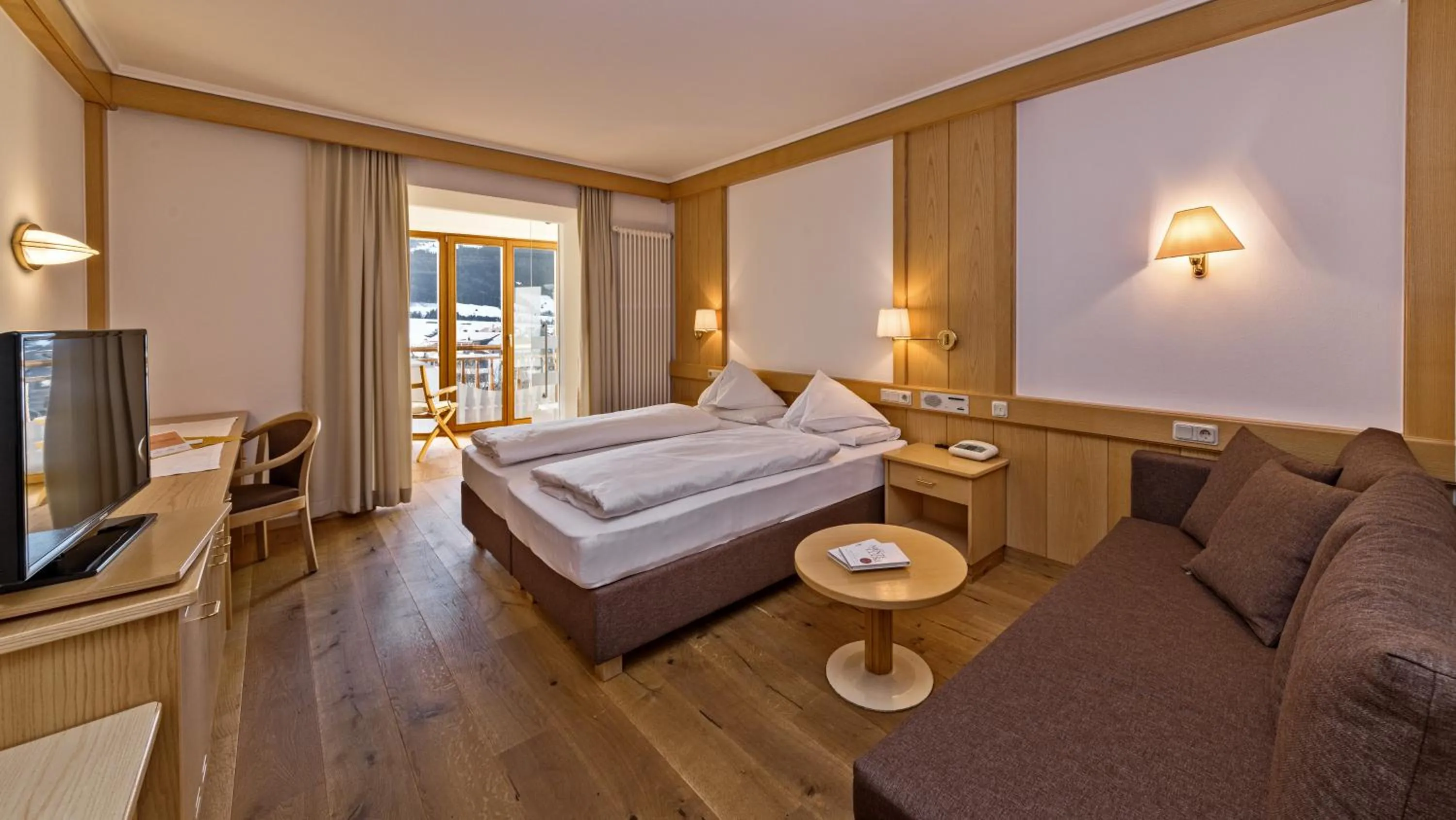 Bed in Hotel Post - OlangCard included