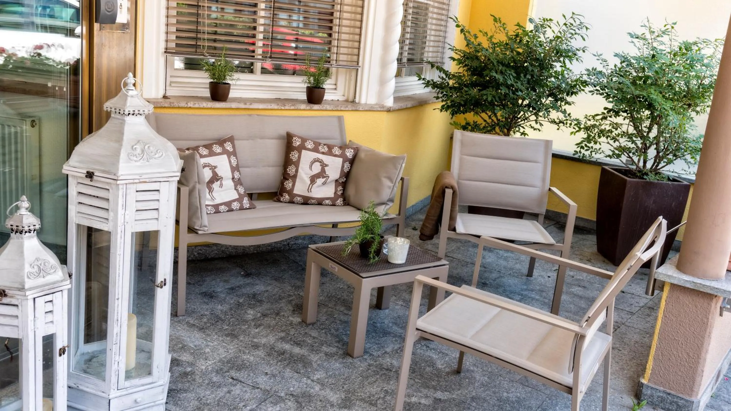 Garden in Hotel Post - OlangCard included