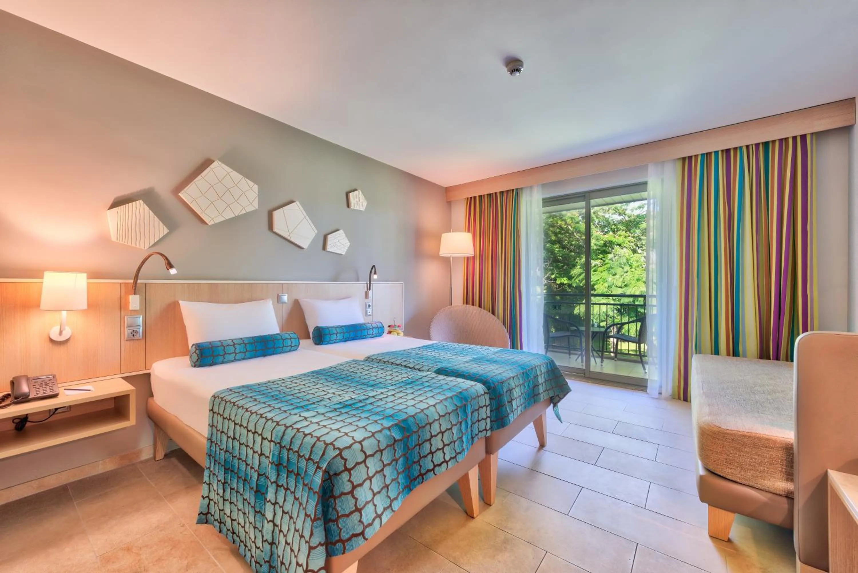 Photo of the whole room, Bed in TUI BLUE Palm Garden