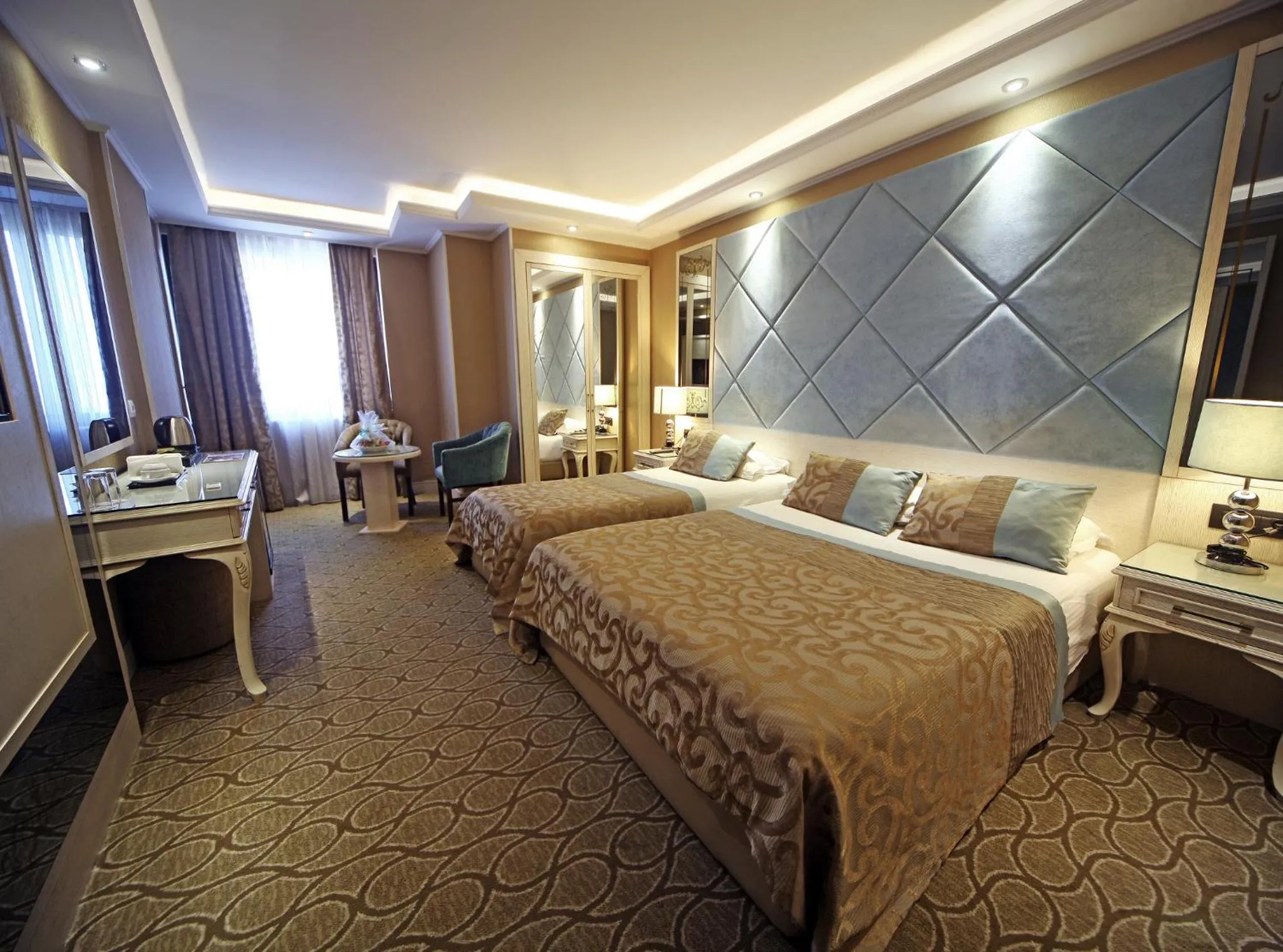 Bed in The Parma Hotel Downtown