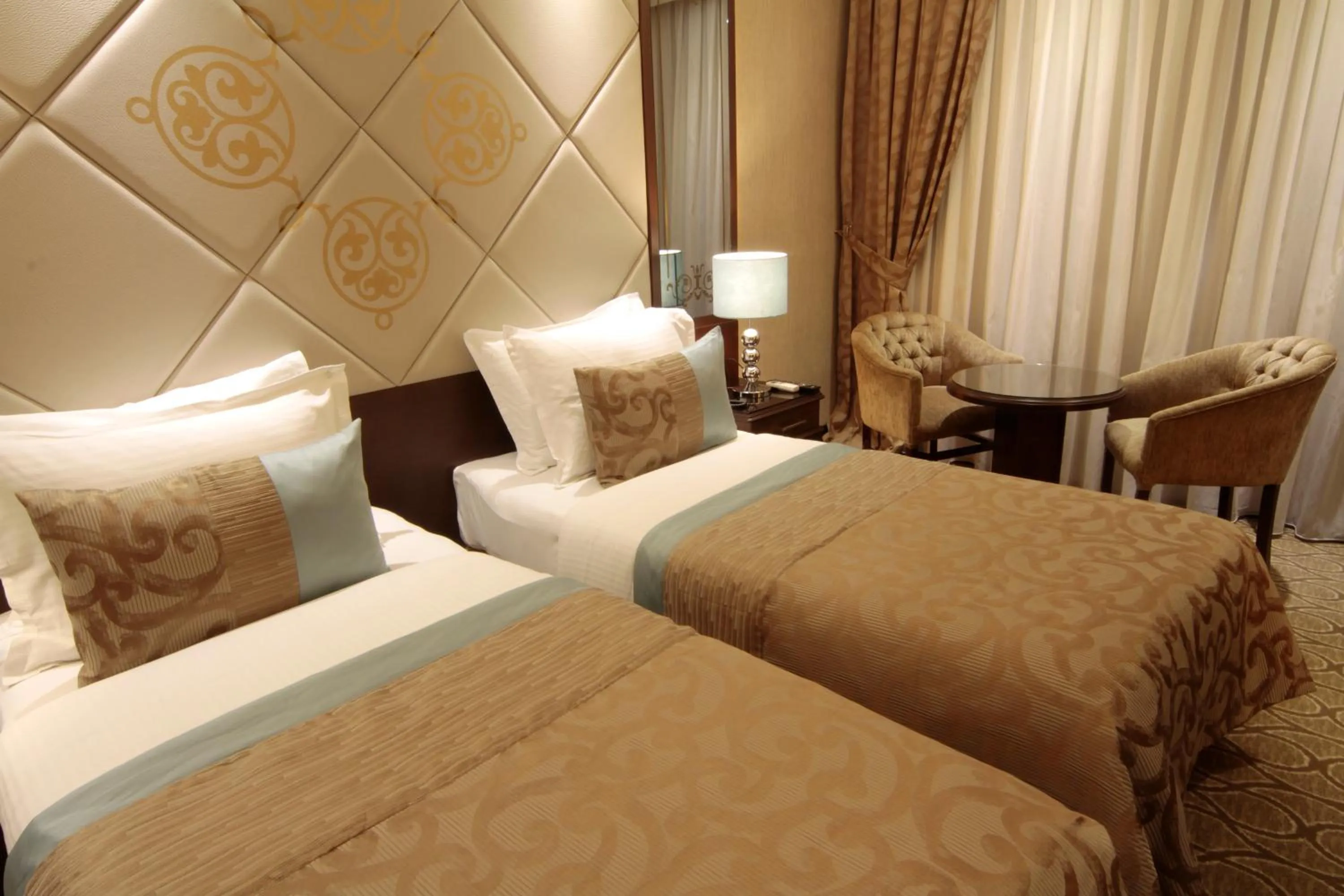 Photo of the whole room, Bed in The Parma Hotel Downtown