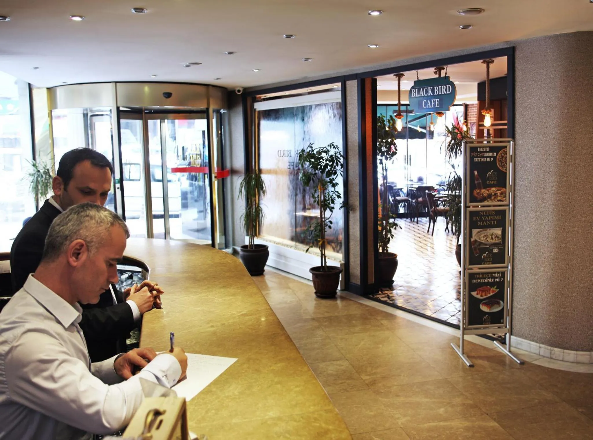 Lobby or reception in The Parma Hotel Downtown