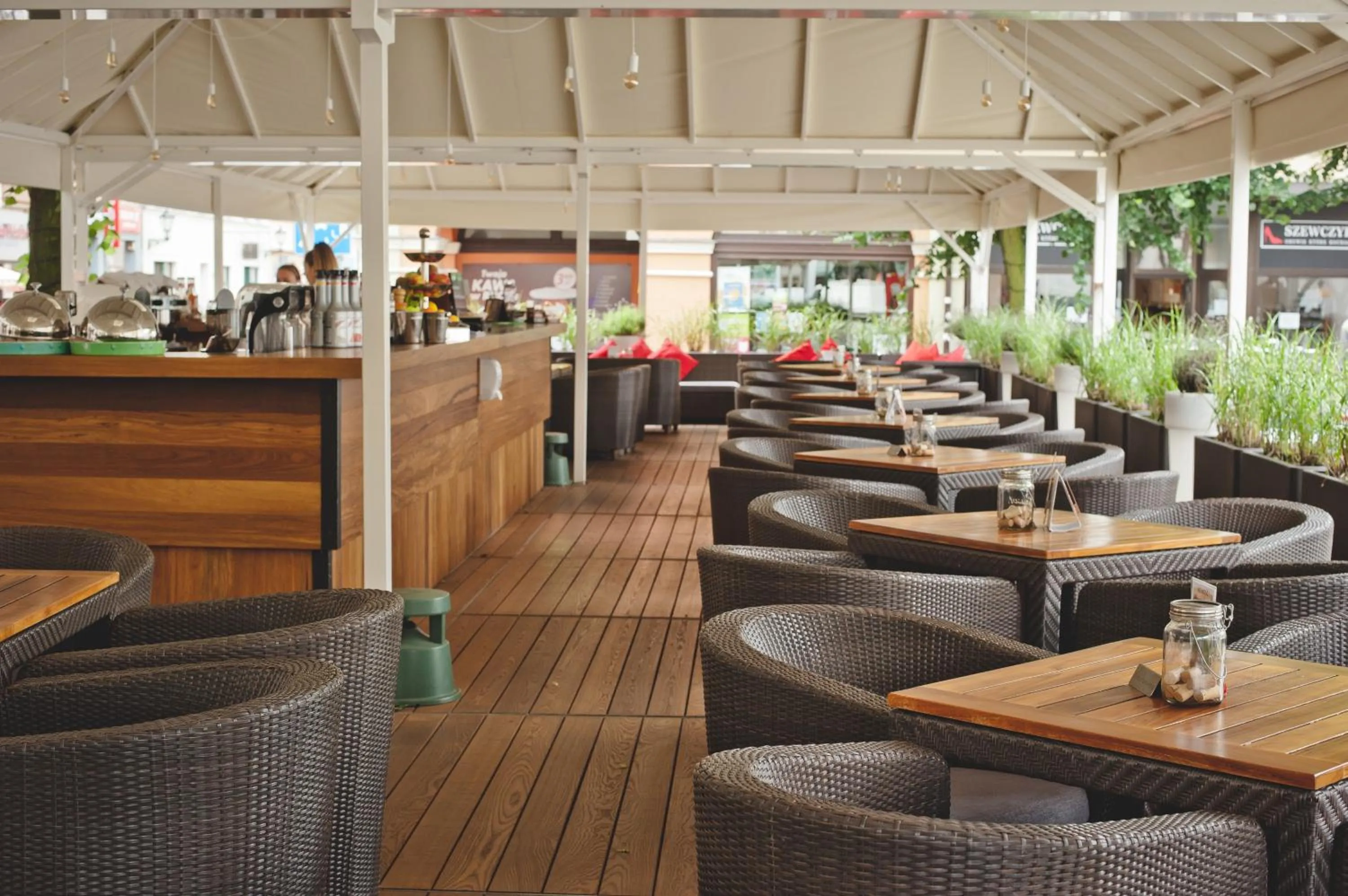 Restaurant/places to eat in Wieniawa