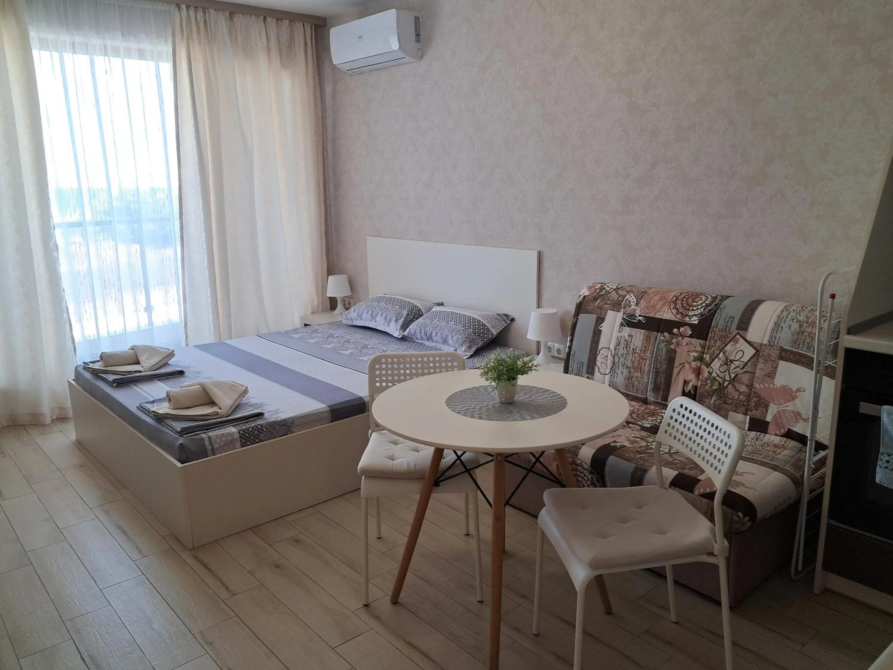 Bed in Apart Hotel Iglika