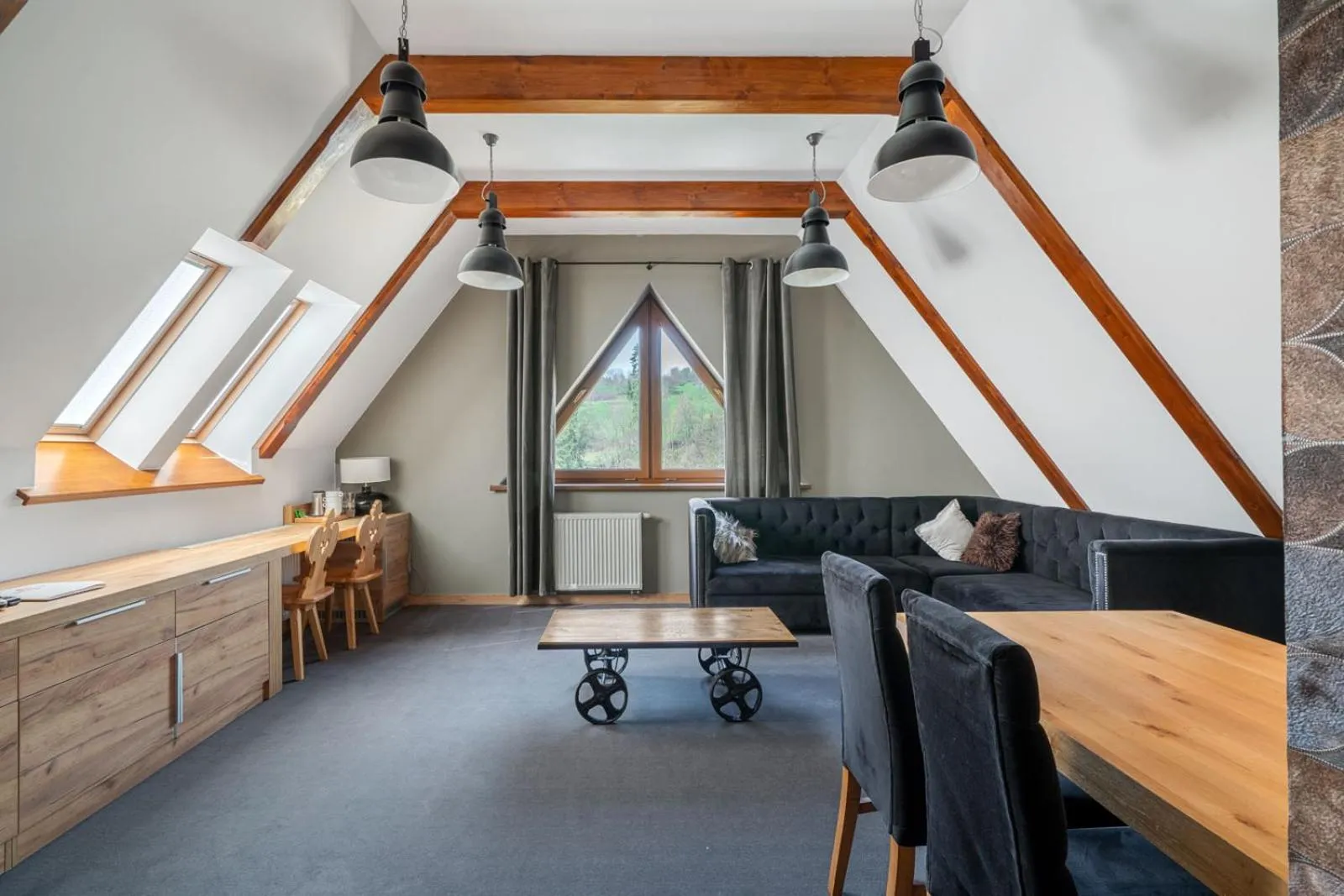 Seating area, Bed in Parzenica B&B - Wyjątkowa i Jedyna!!! Sprawdź nas a nie pożałujesz!