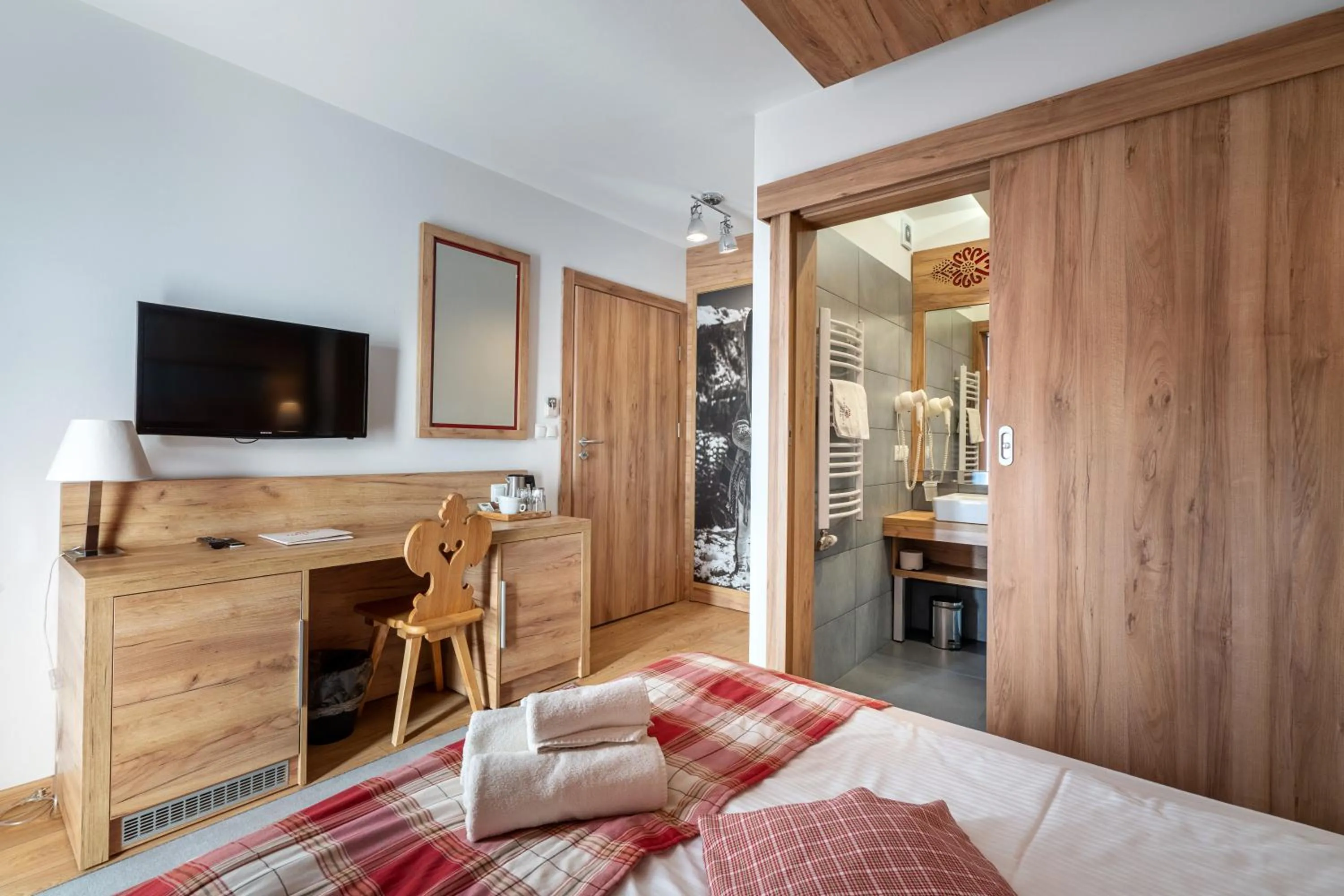 View (from property/room), Bed in Parzenica B&B - Wyjątkowa i Jedyna!!! Sprawdź nas a nie pożałujesz!