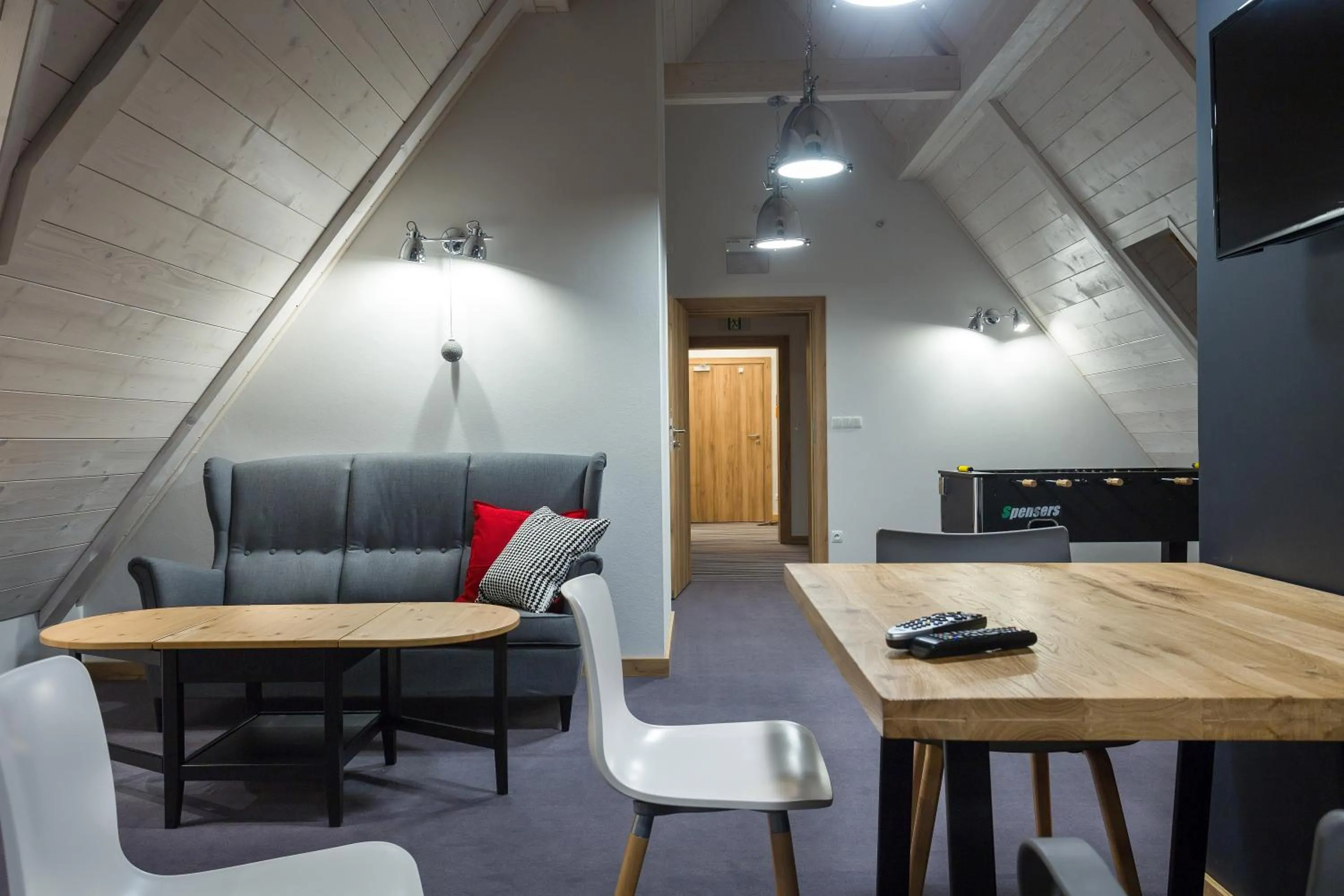 Communal lounge/ TV room in Parzenica B&B - Wyjątkowa i Jedyna!!! Sprawdź nas a nie pożałujesz!