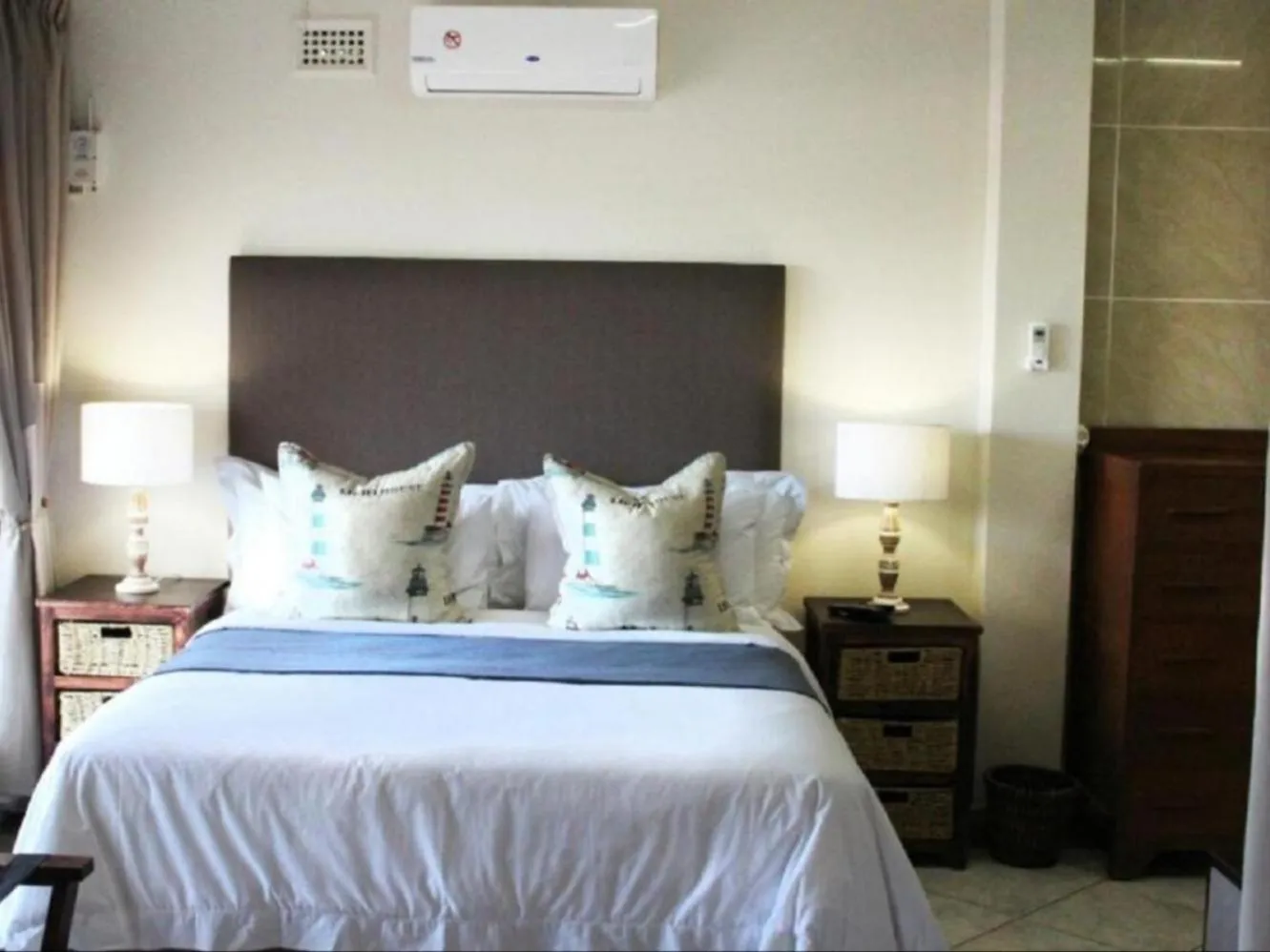 Decorative detail, Bed in At Doms B&B