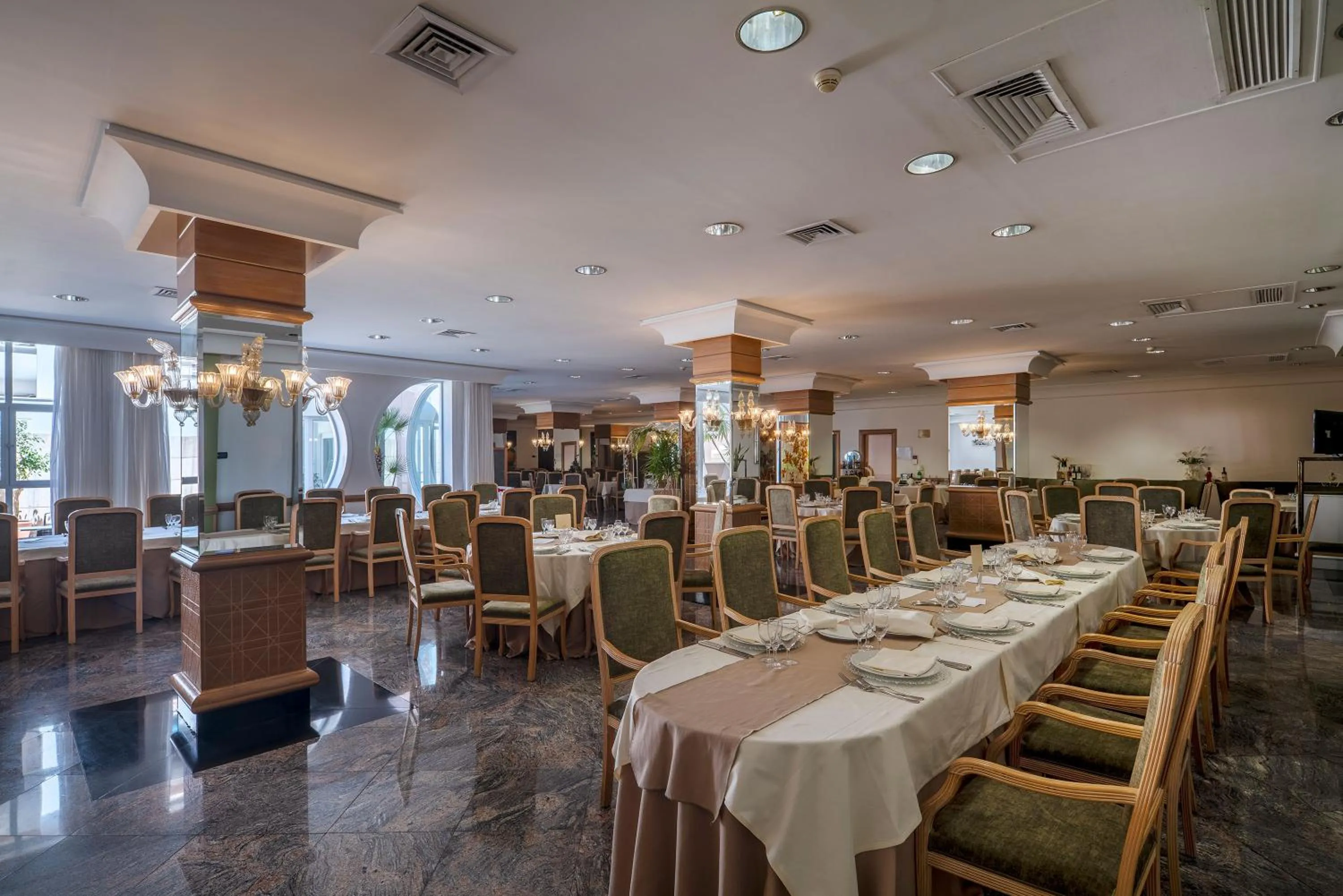Restaurant/places to eat in Hotel Delle Palme