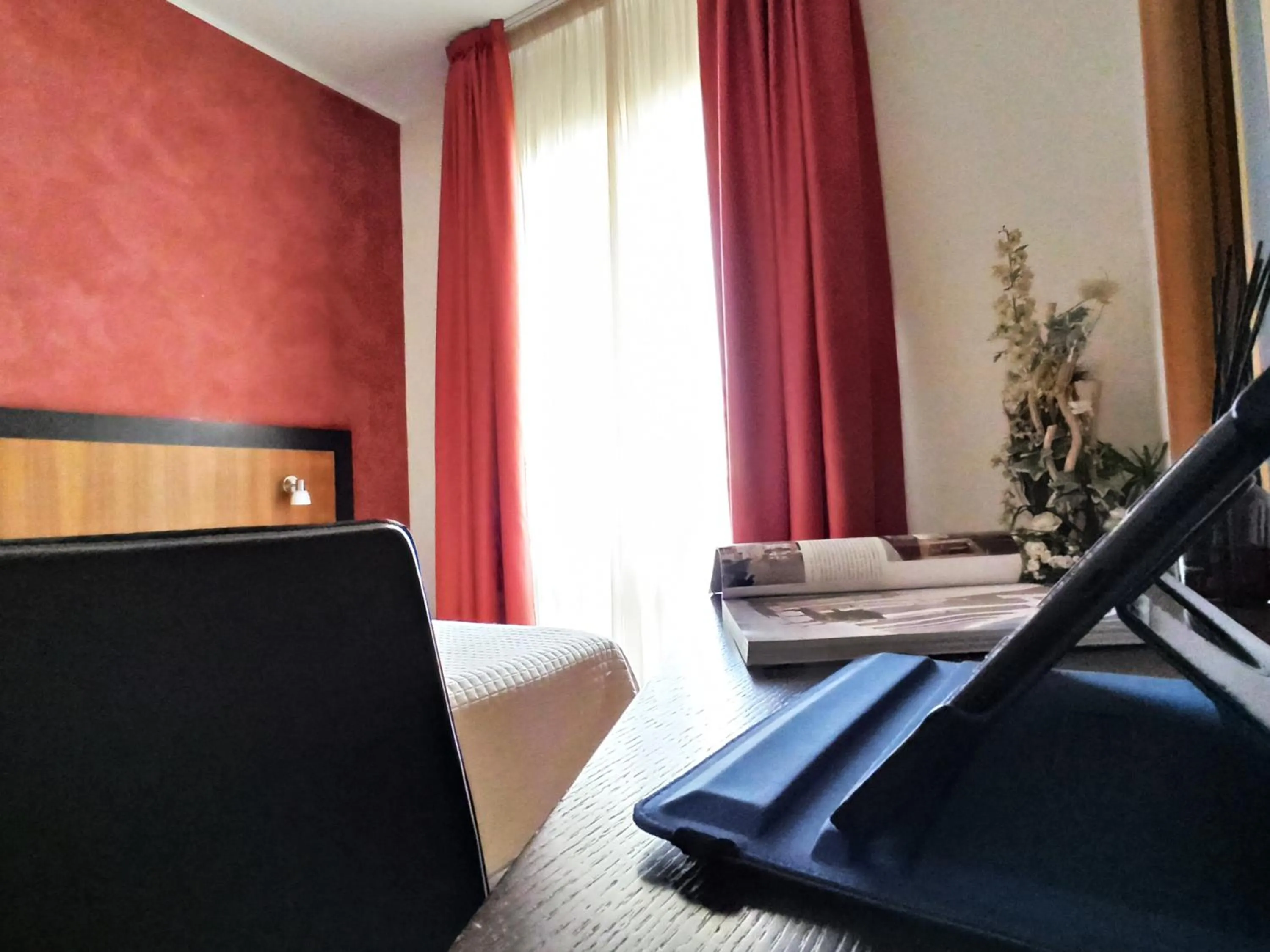 Bedroom, Bed in Hotel Naitendì