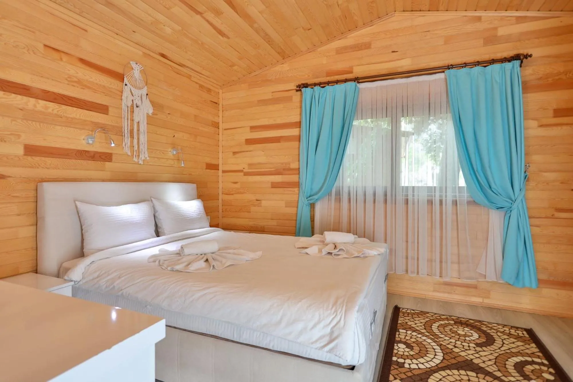 Bed in Simge Pension