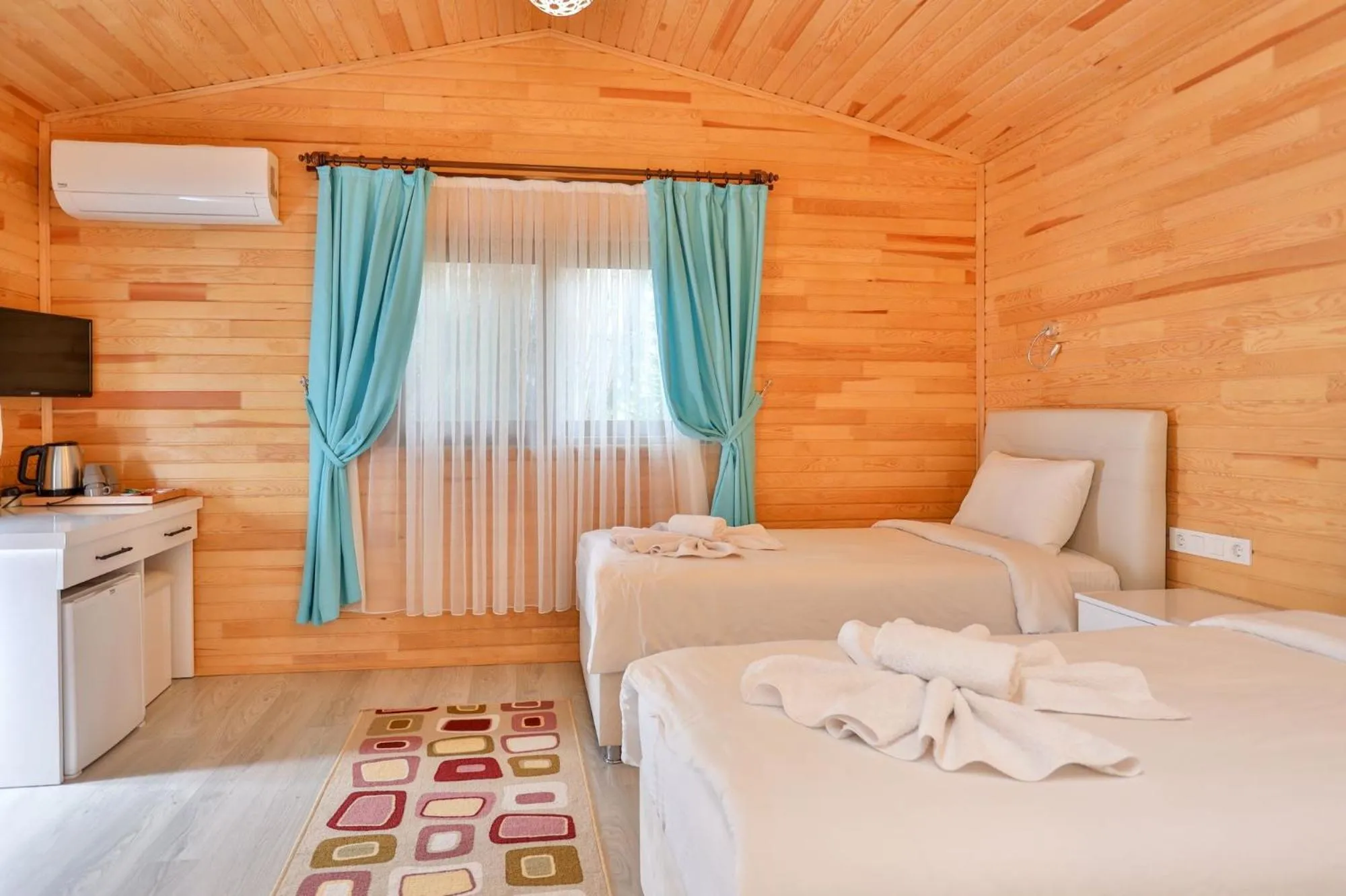 Bed in Simge Pension