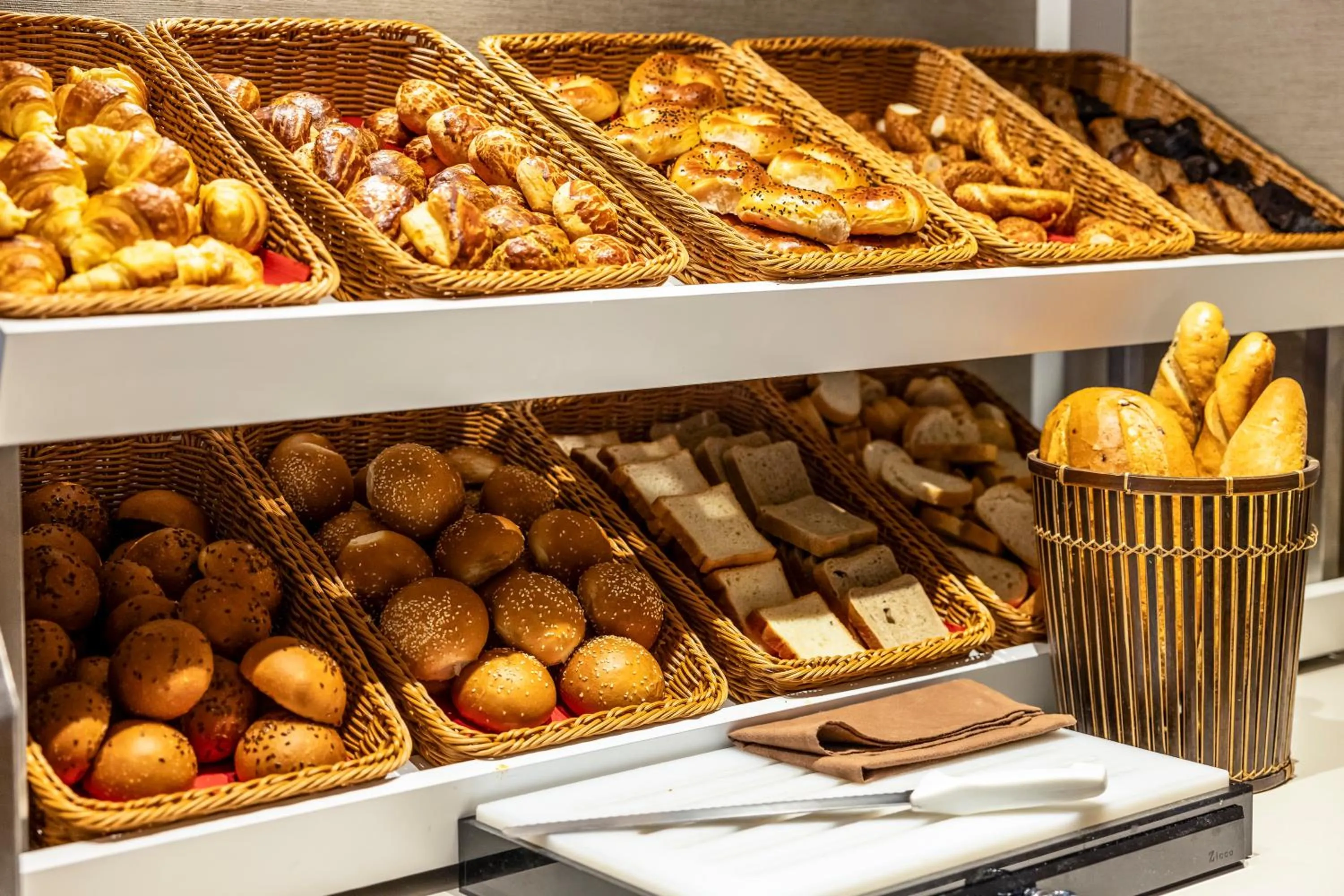 Breakfast in Elite World Comfy Istanbul Taksim