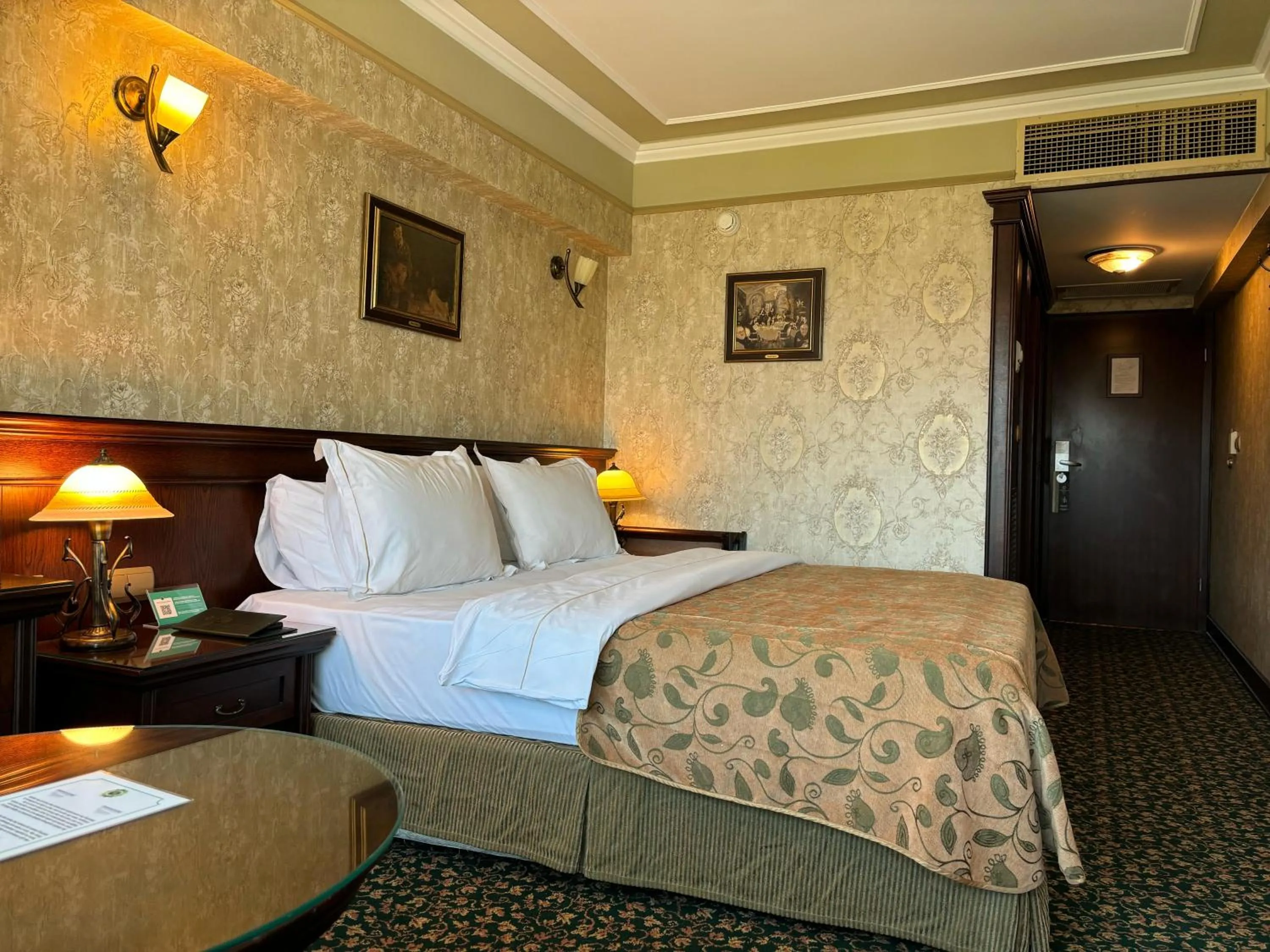 Bed in Germir Palas Hotel - Special Class
