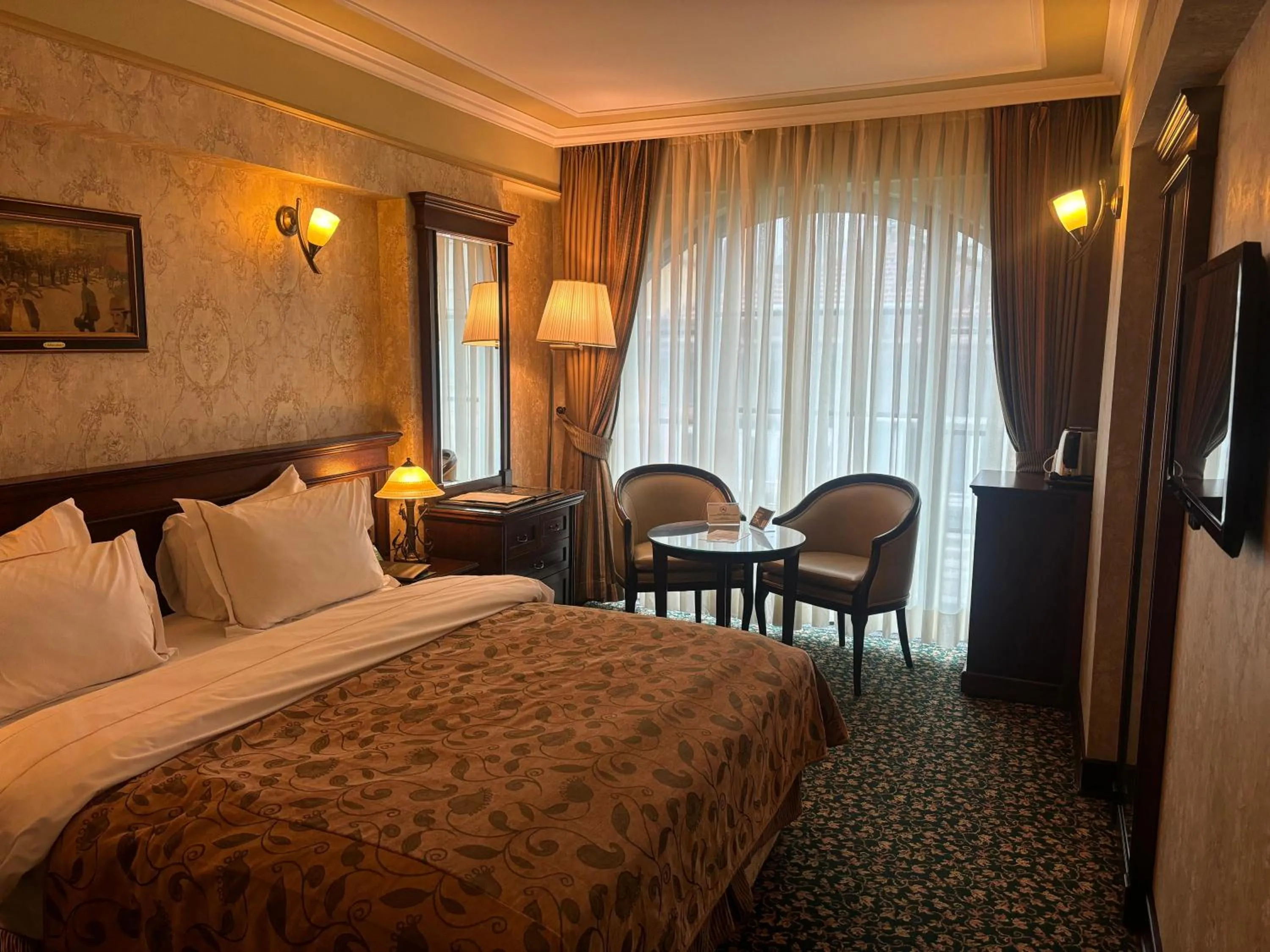 Photo of the whole room, Bed in Germir Palas Hotel - Special Class