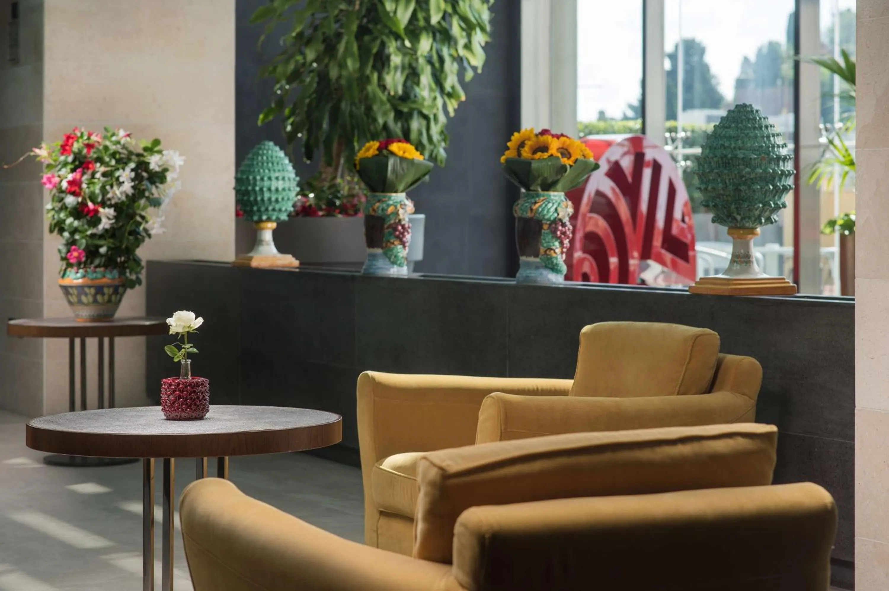 Lobby or reception in NH Collection Taormina