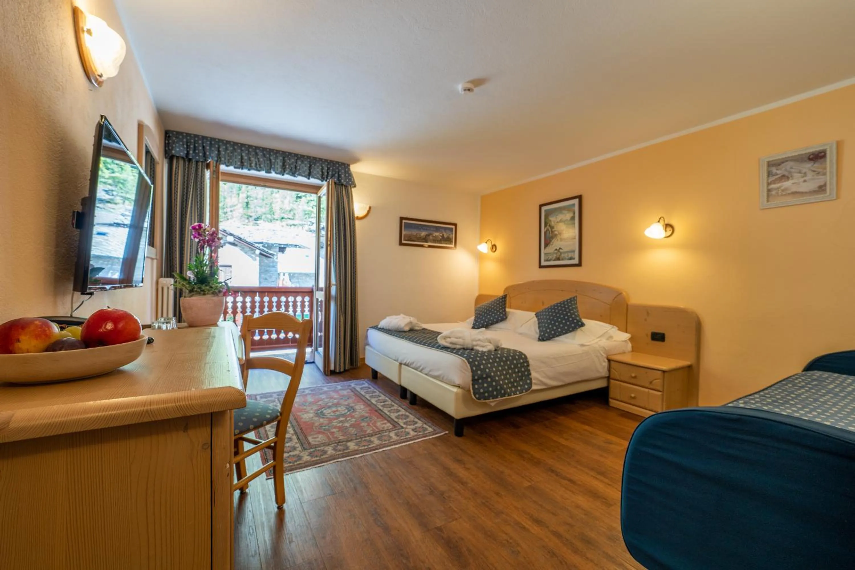 Bed in Lo Scoiattolo Hotel