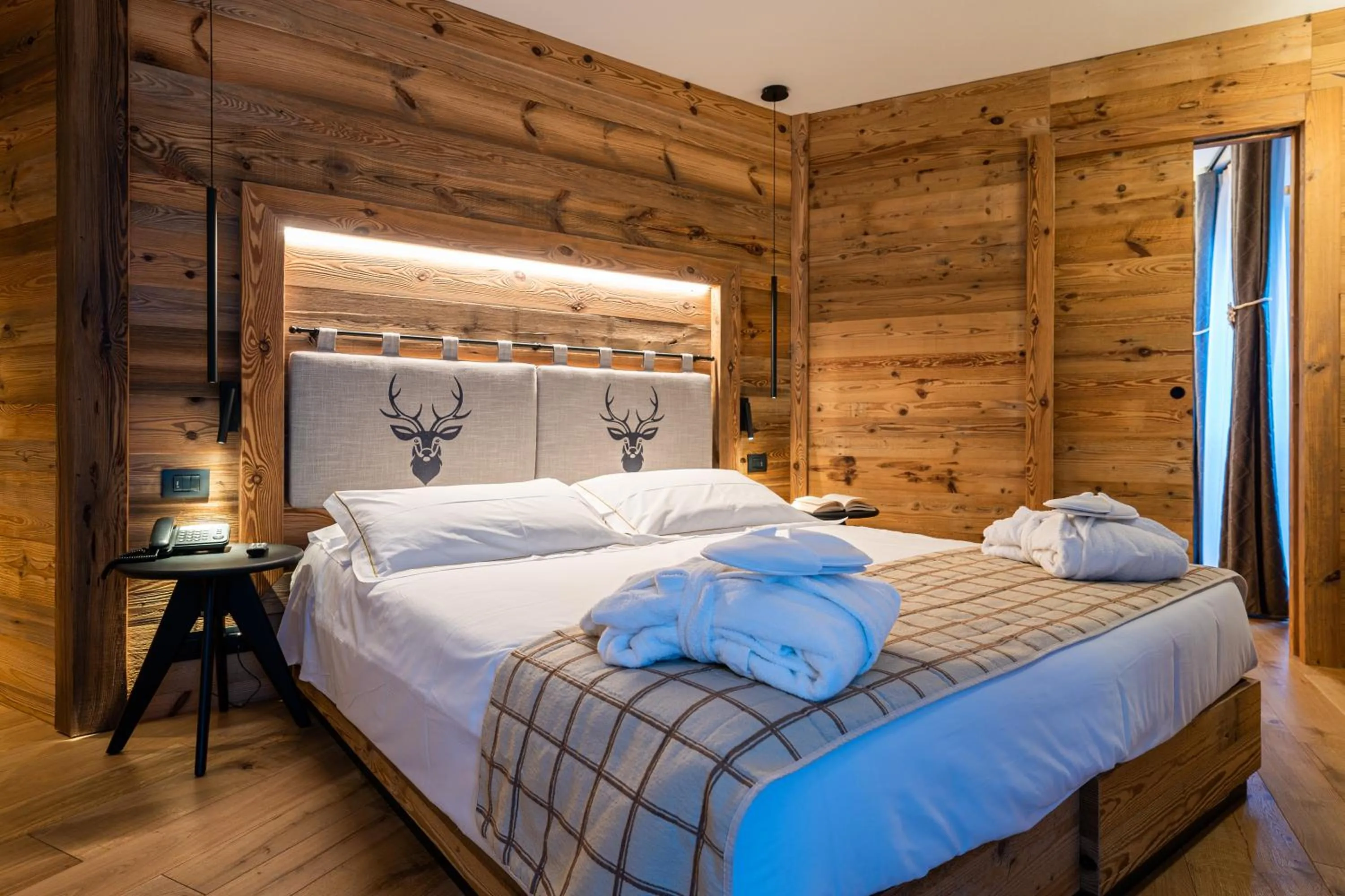 Bedroom, Bed in Lo Scoiattolo Hotel