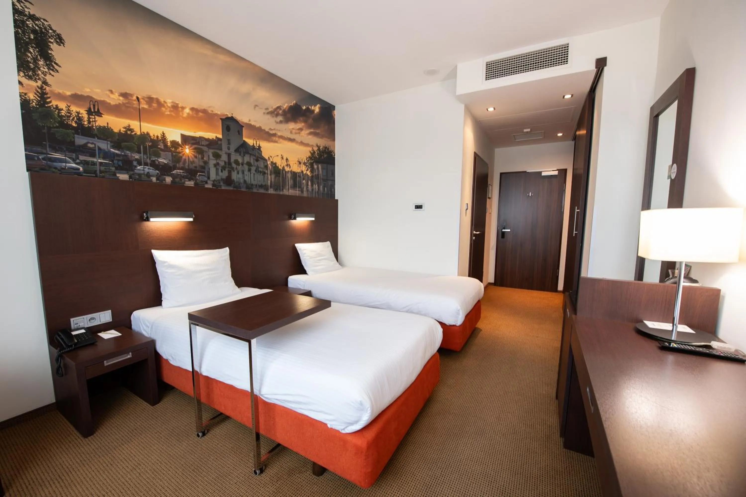 Bed in DeSilva Warszawa Piaseczno