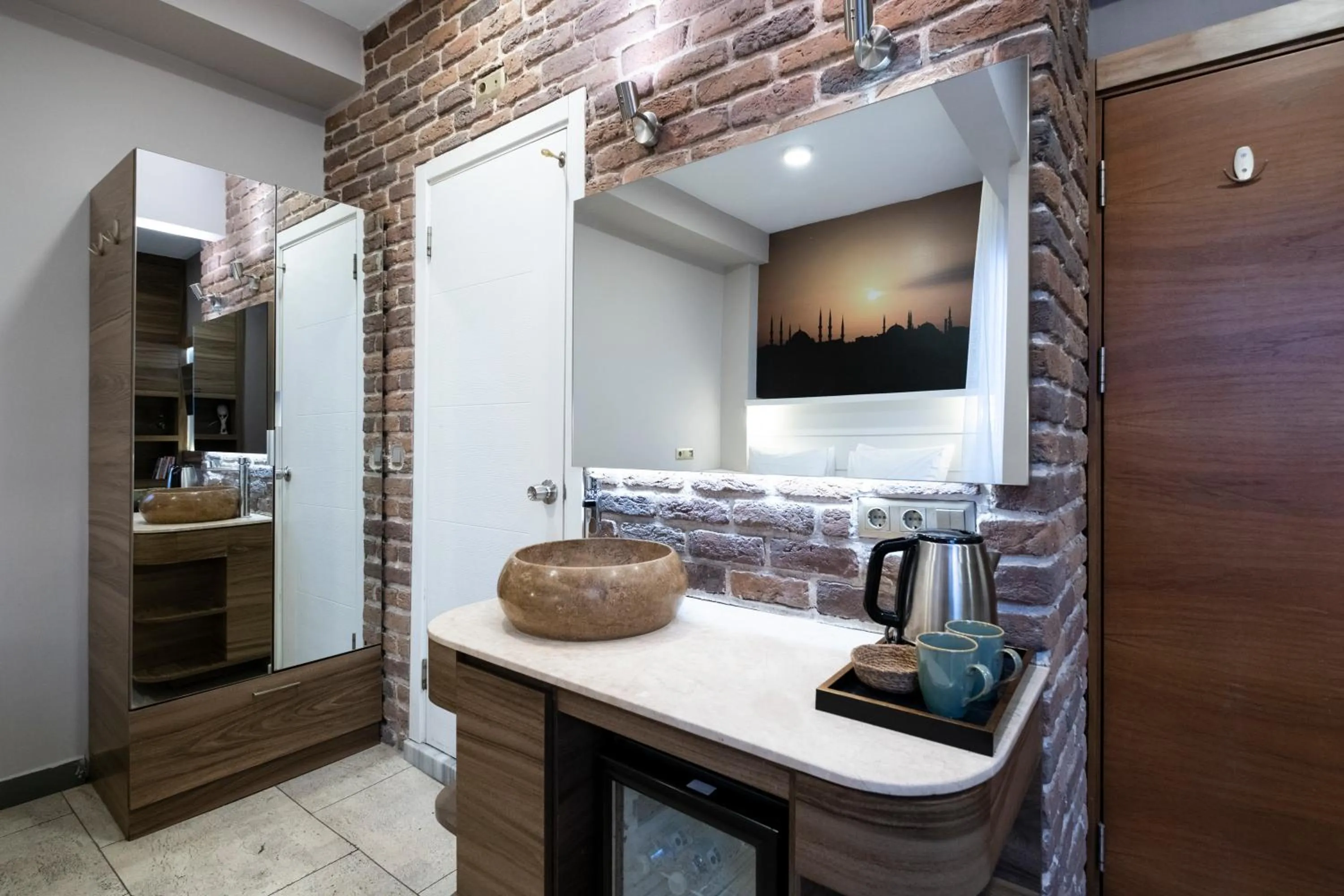 Kitchen or kitchenette in The Pera Hotel