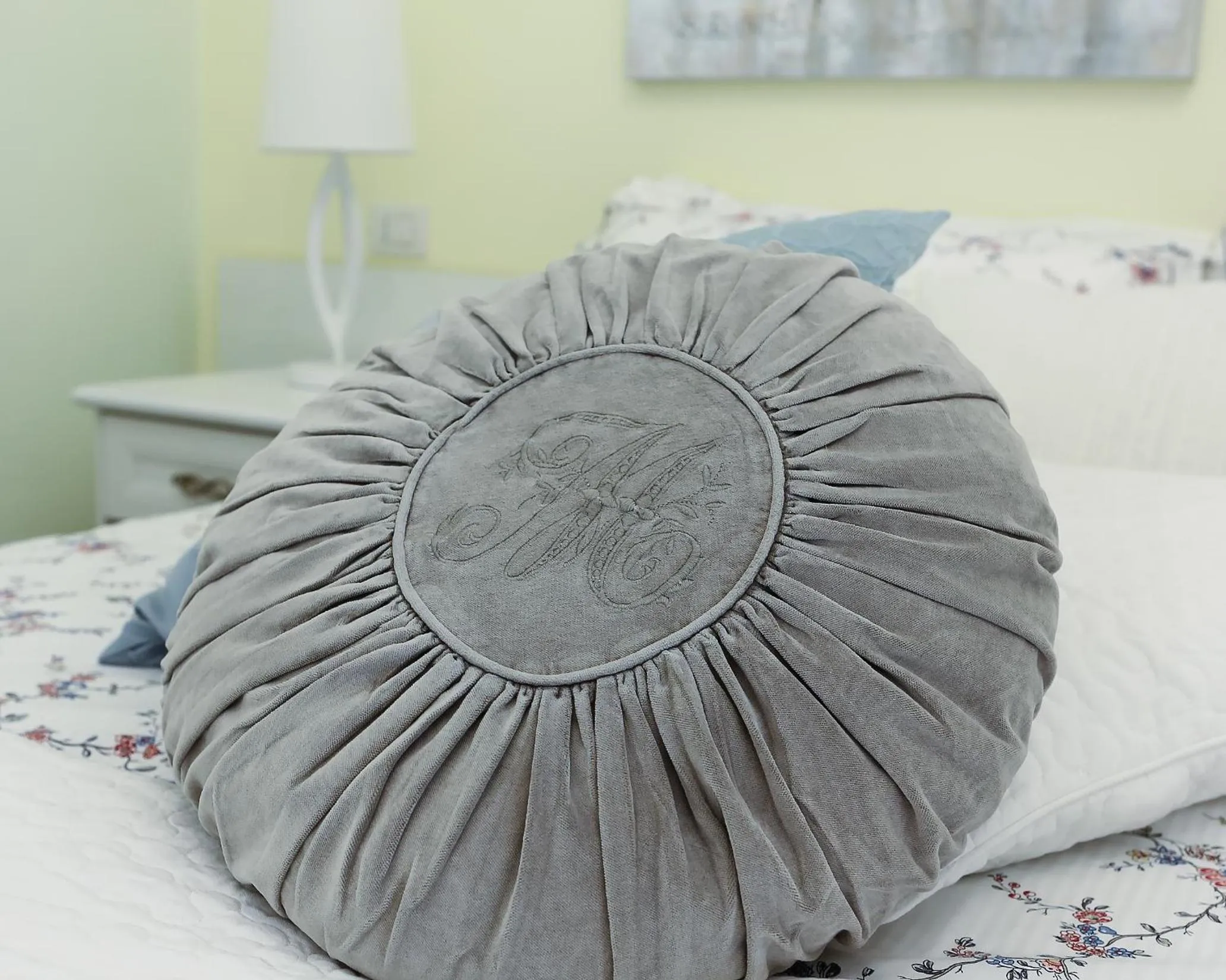 Decorative detail, Bed in B&B Mimmo e Valeria