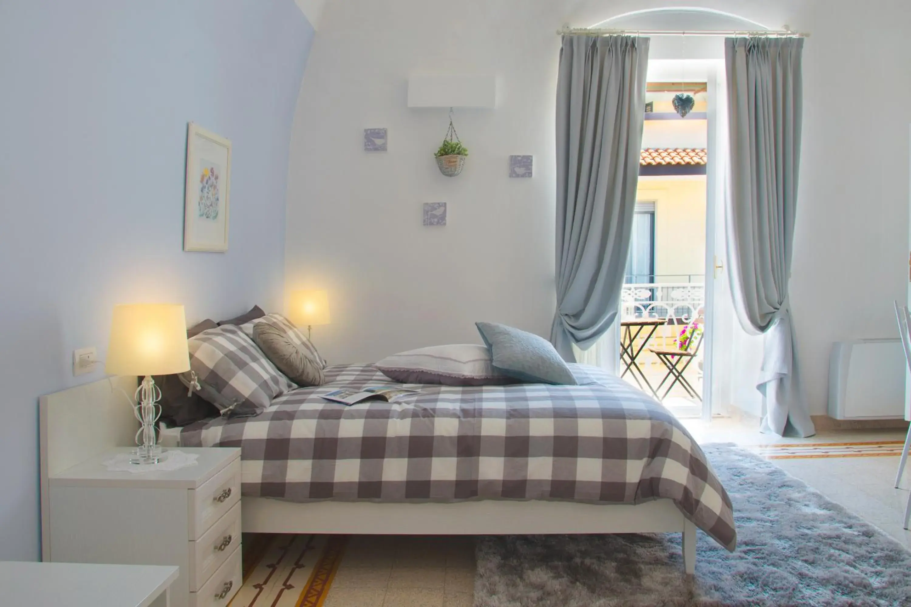 Junior Suite with Balcony in B&B Mimmo e Valeria Junior Suite with Balcony in B&B Mimmo e Valeria