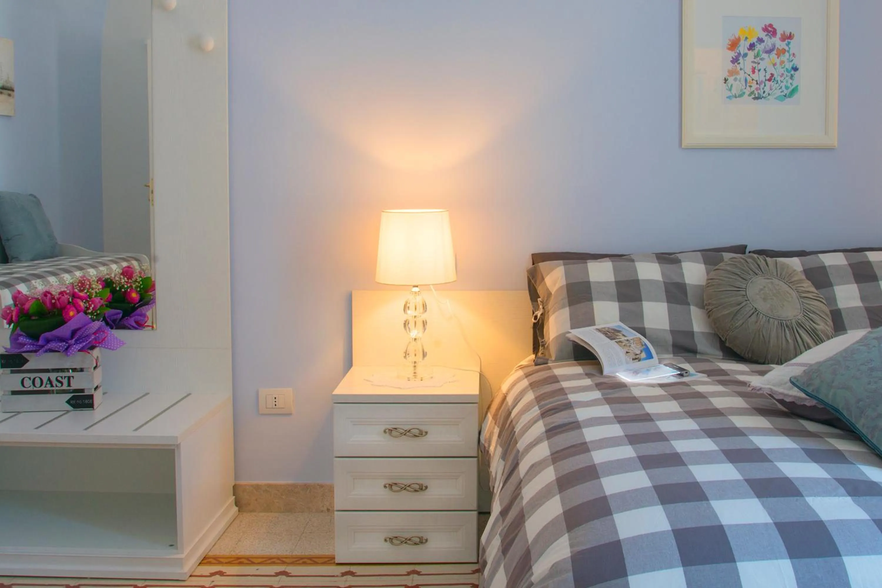 Decorative detail, Bed in B&B Mimmo e Valeria