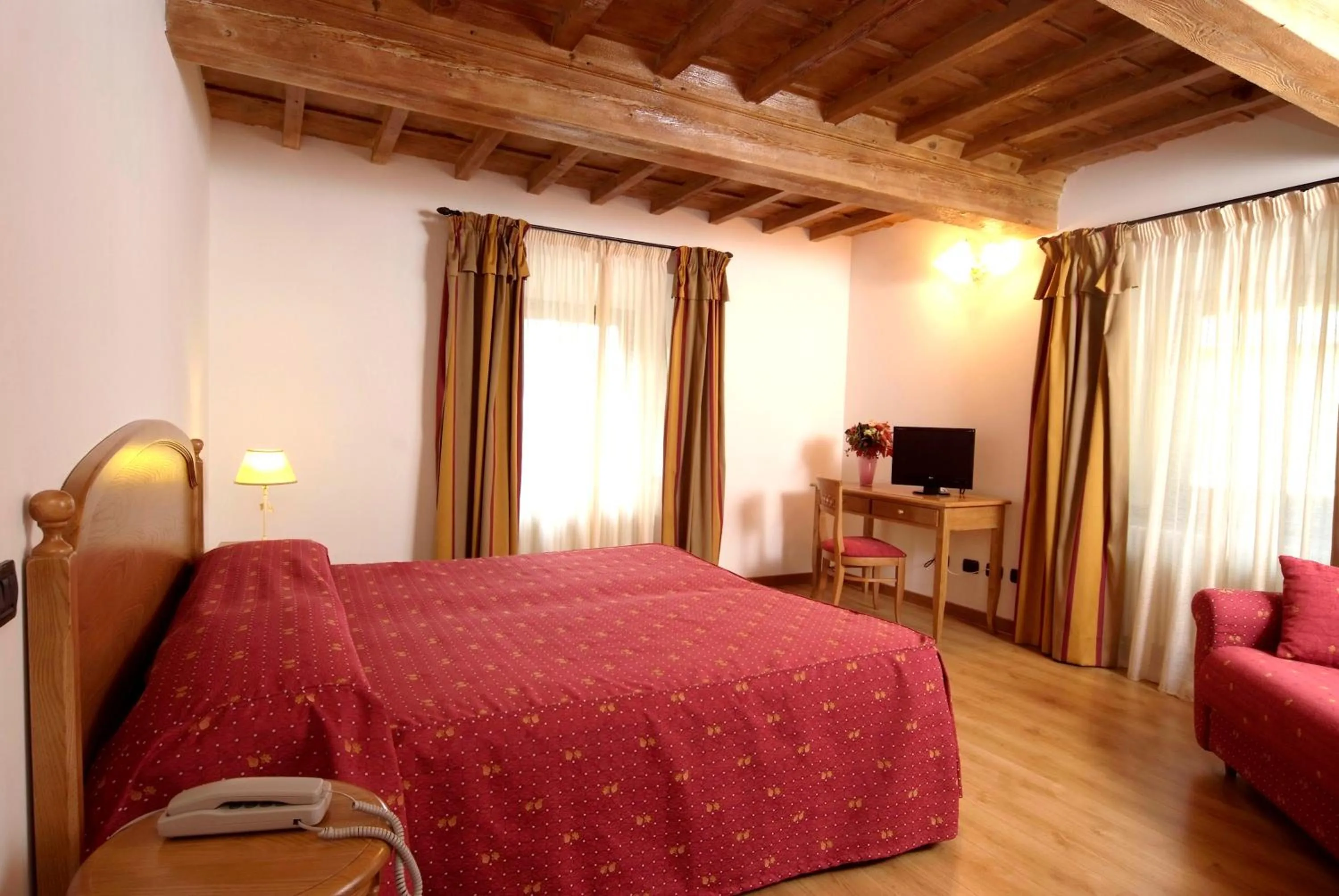 Other, Bed in HG Abetone e Piramidi Resort