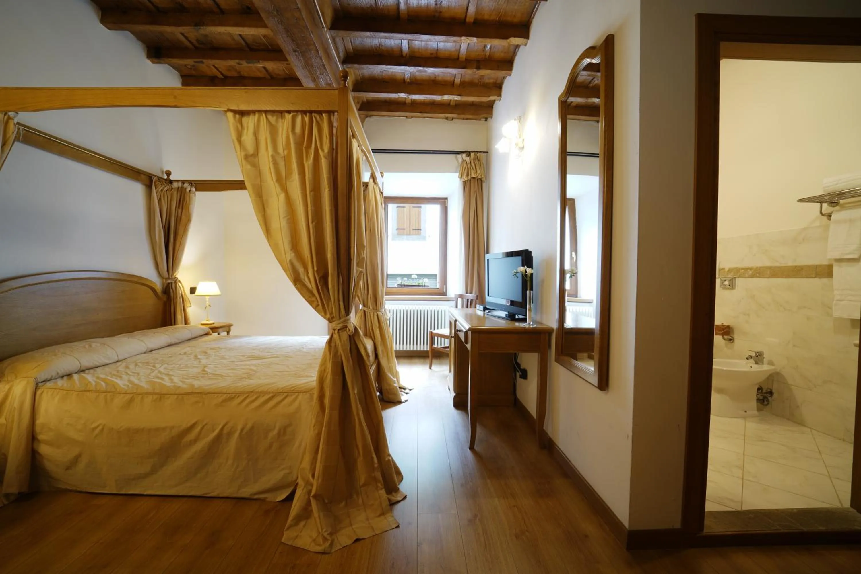 Bed in HG Abetone e Piramidi Resort