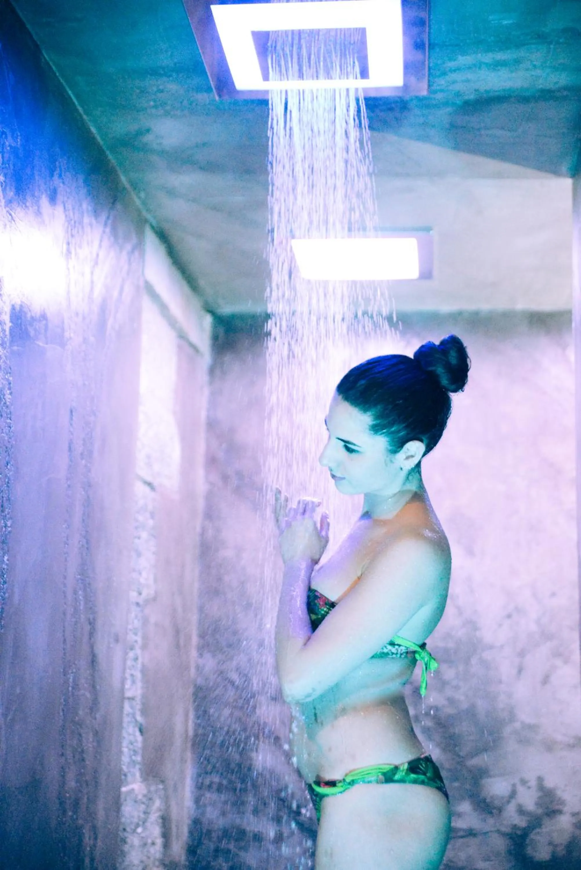 People in HG Abetone e Piramidi Resort