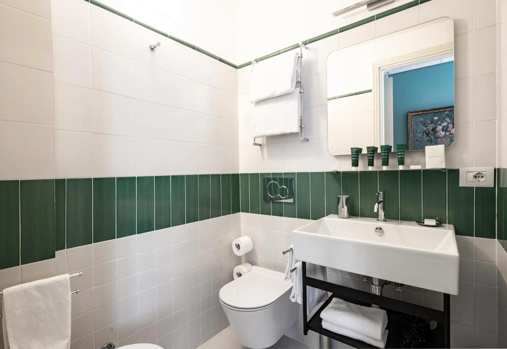 Bathroom in Hotel Franceschi